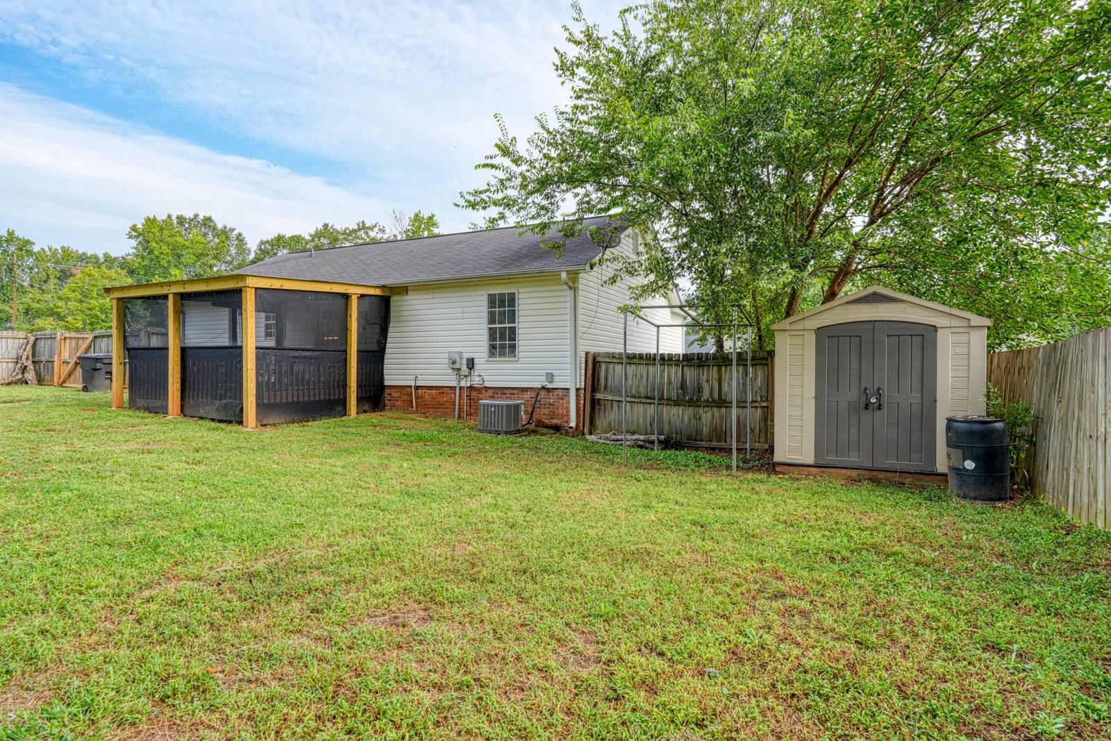 300 E Myles Lane Property Photo 32