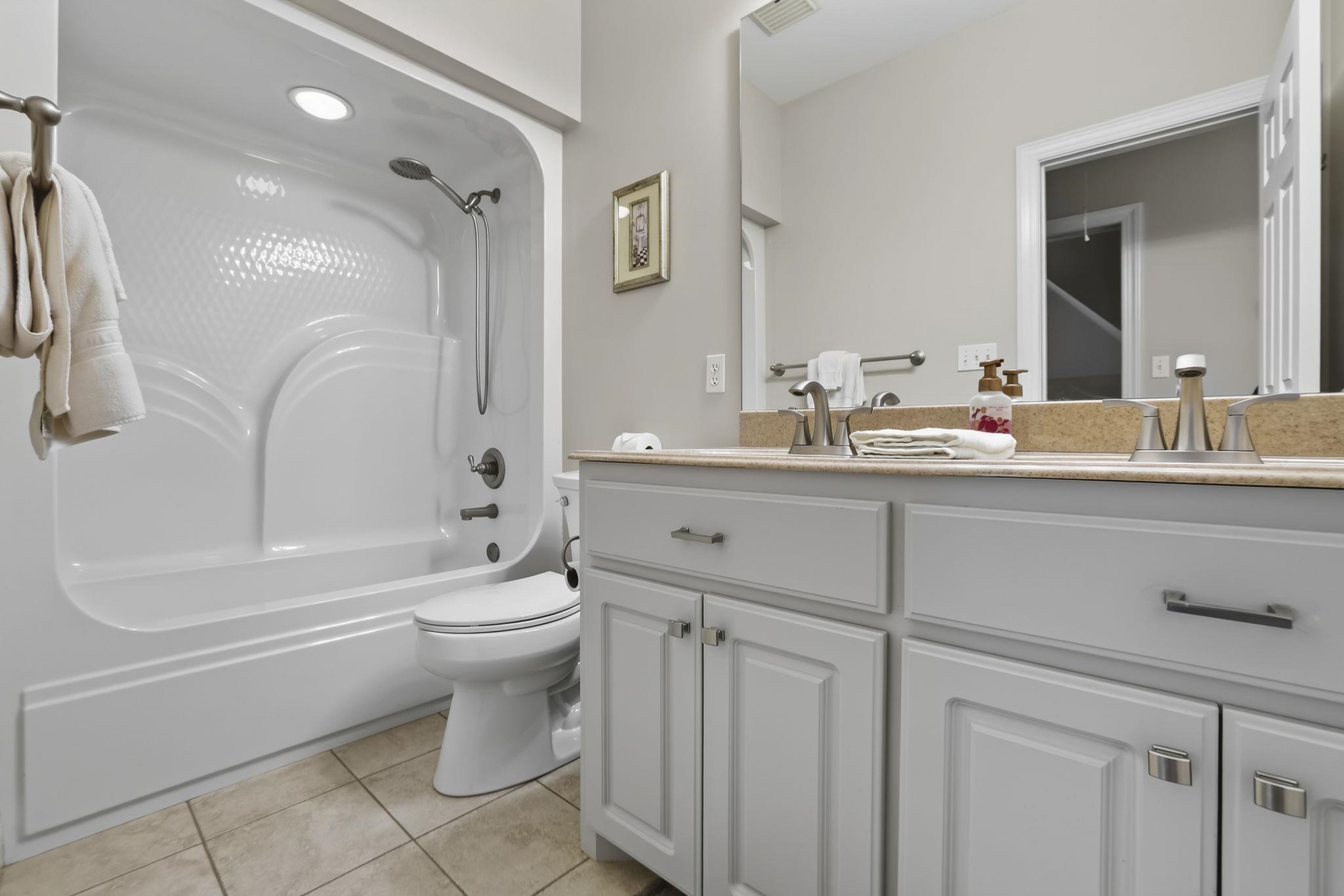 227 Woodlake Drive Property Photo 31