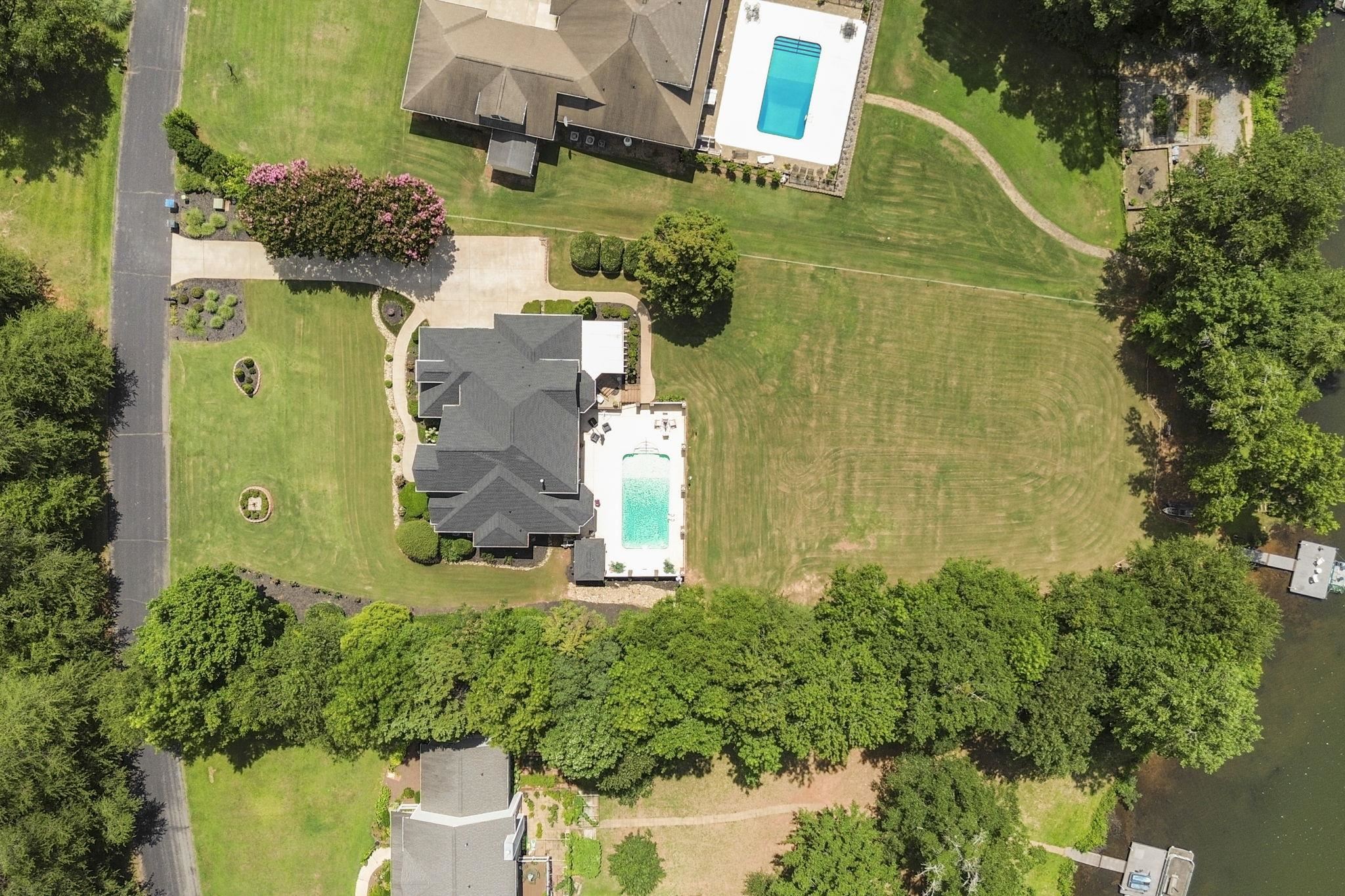 227 Woodlake Drive Property Photo 42