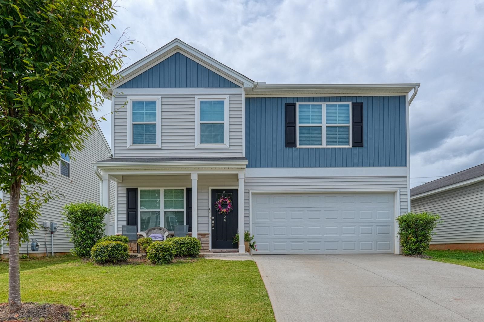 454 Grantham Court Property Photo 1