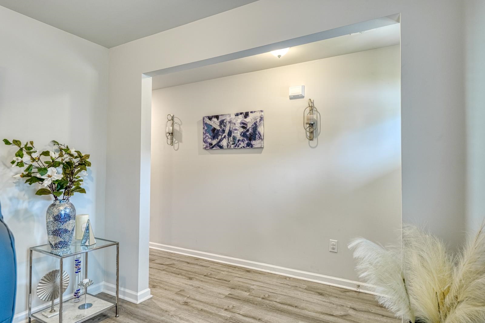 454 Grantham Court Property Photo 6