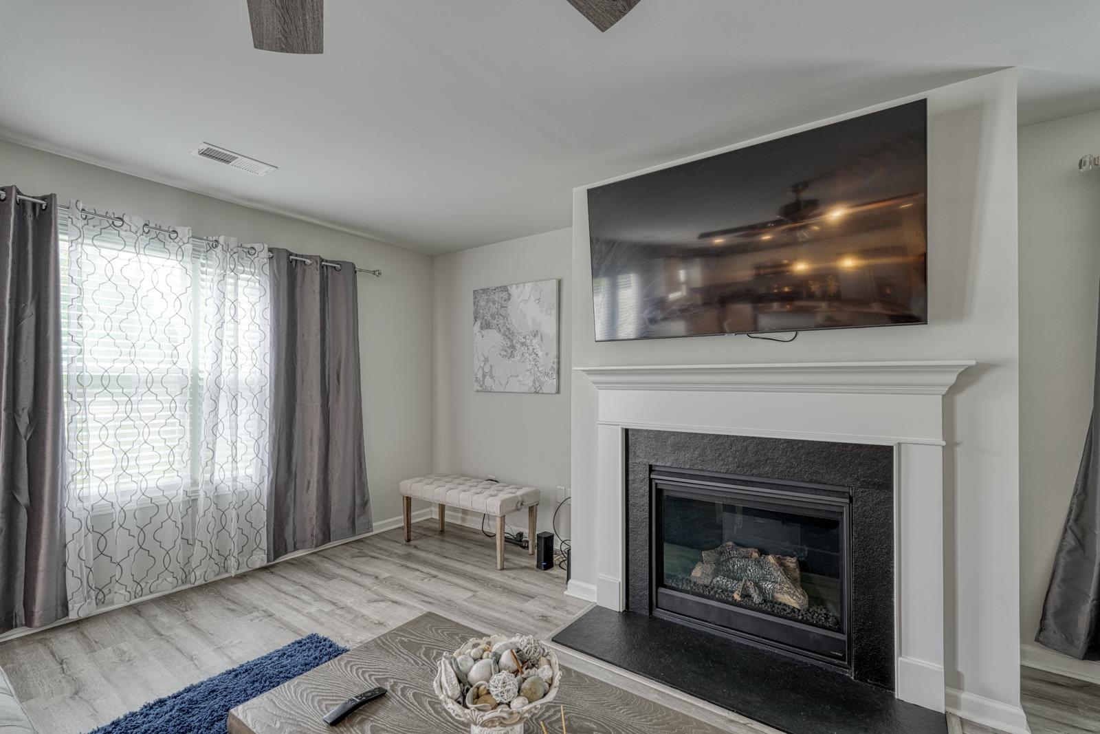 454 Grantham Court Property Photo 23