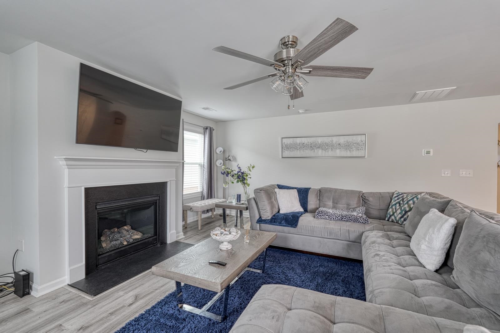 454 Grantham Court Property Photo 24