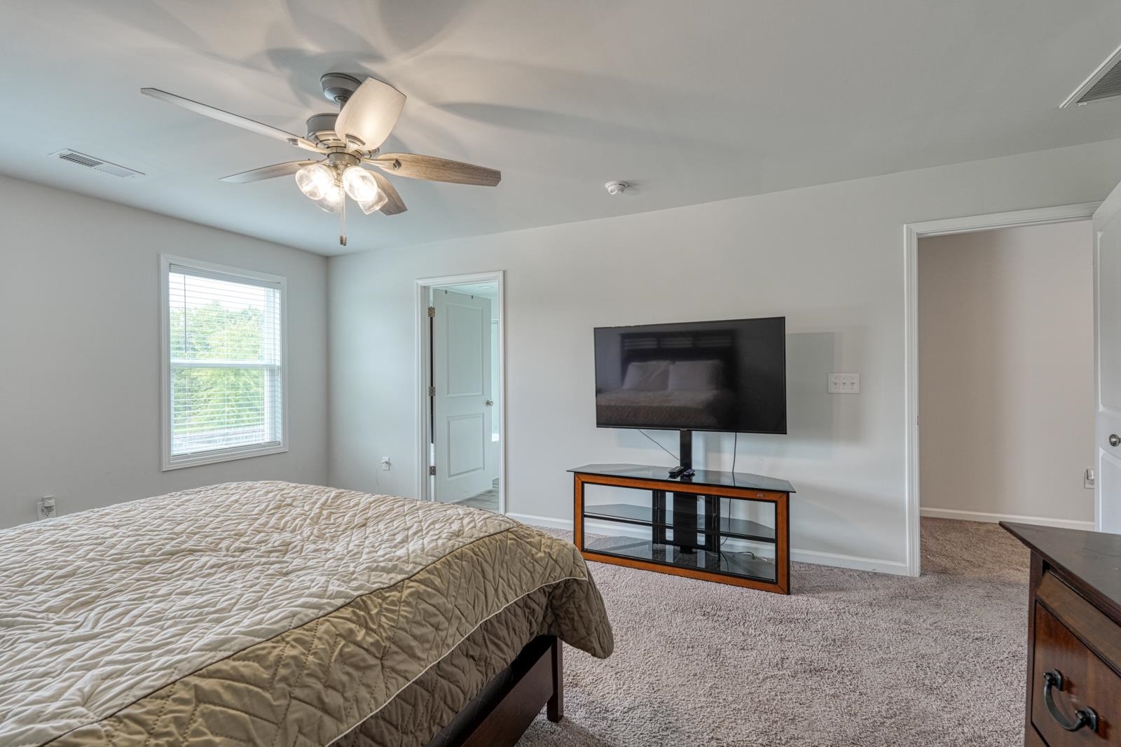 454 Grantham Court Property Photo 39