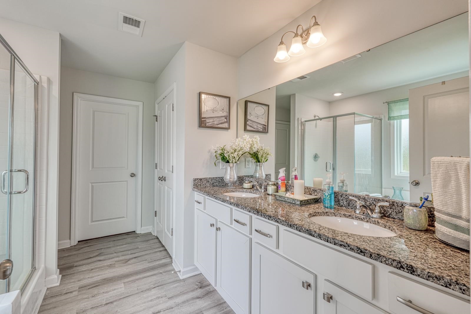 454 Grantham Court Property Photo 43