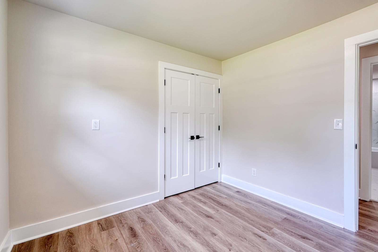 303 Watson Road Property Photo 25