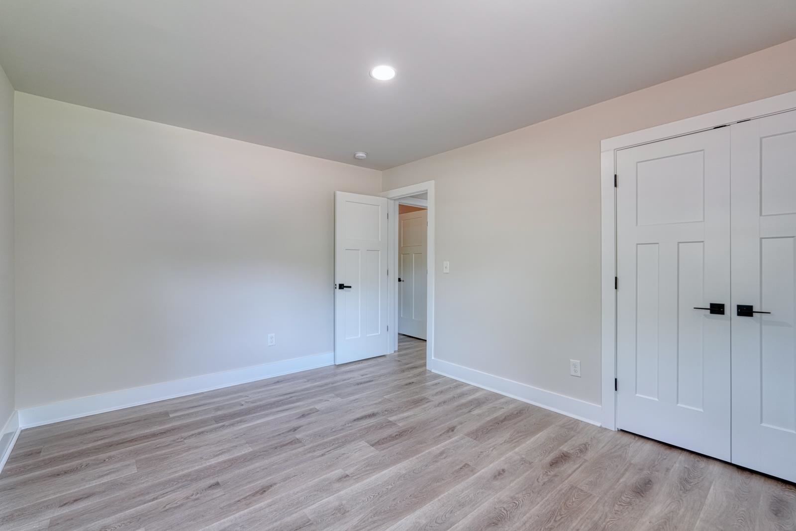303 Watson Road Property Photo 28