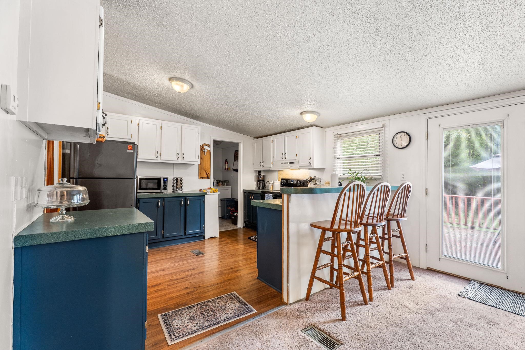 695 Miller Road Property Photo 14