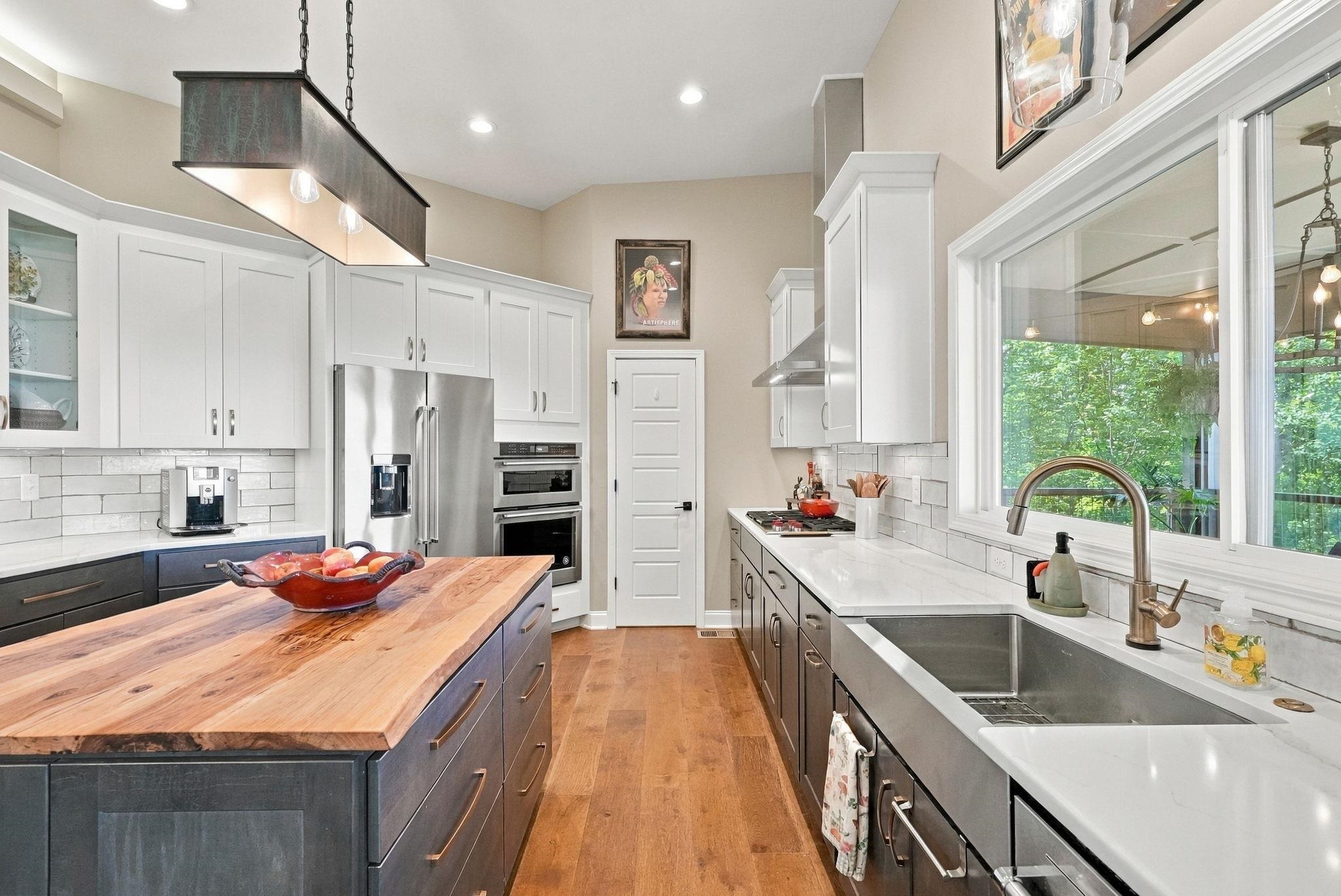 1133 Altamont Road Property Photo 12