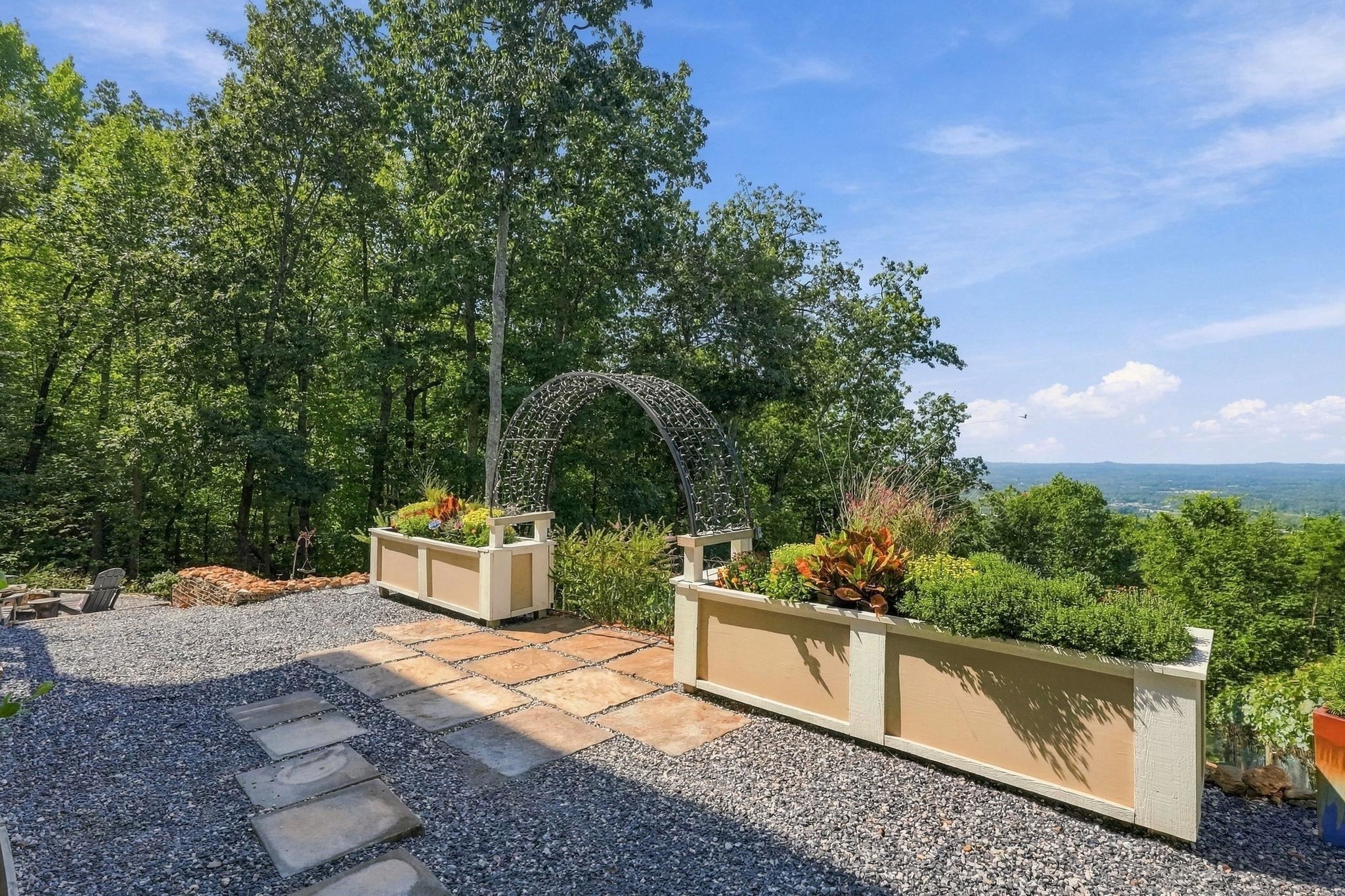 1133 Altamont Road Property Photo 49
