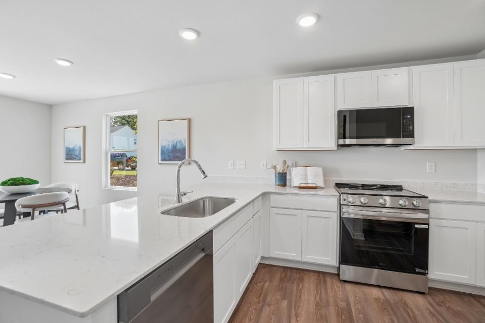 6054 Tavener Drive Property Photo 10