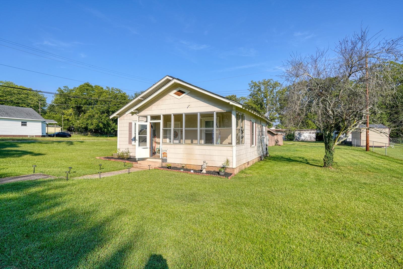 15 3rd Street Property Photo 1