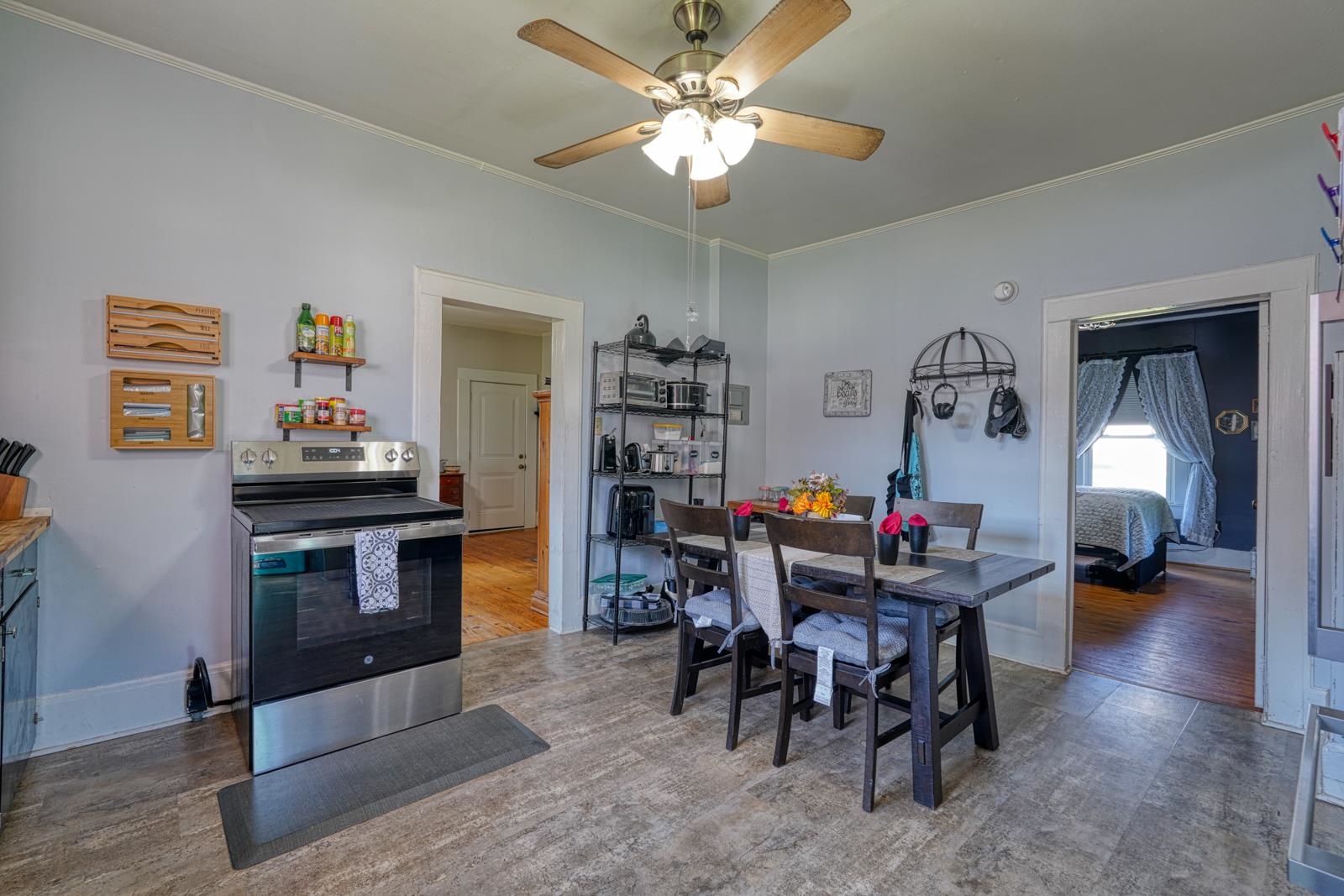 15 3rd Street Property Photo 5