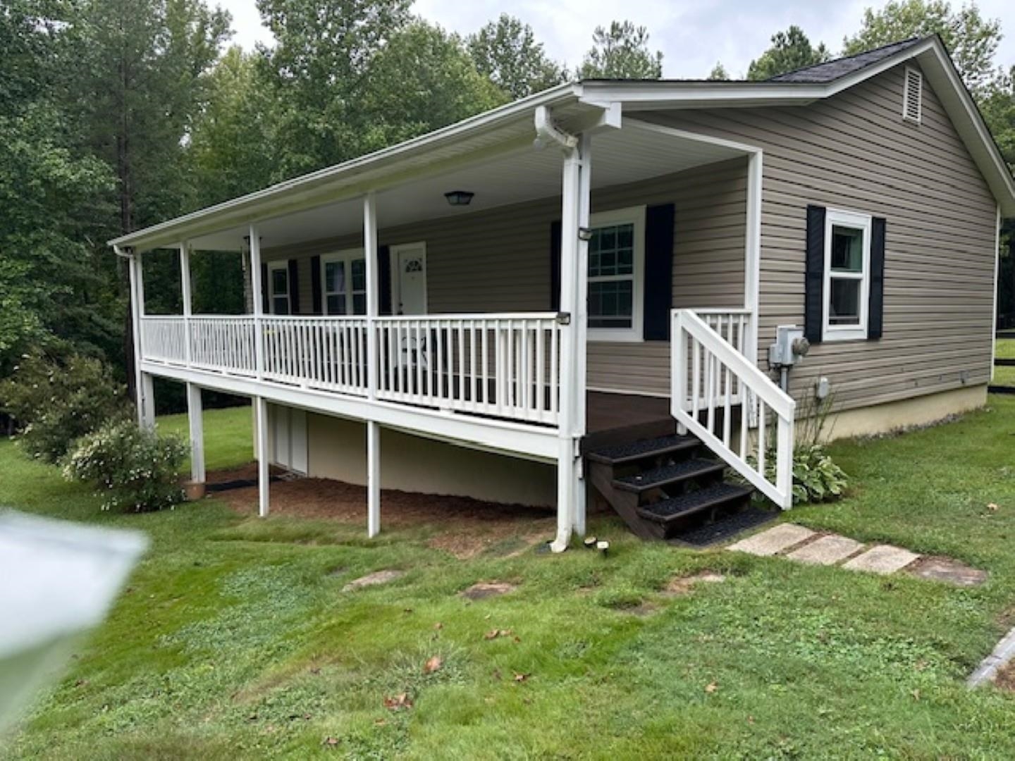 1095 E Prince Road Property Photo 1