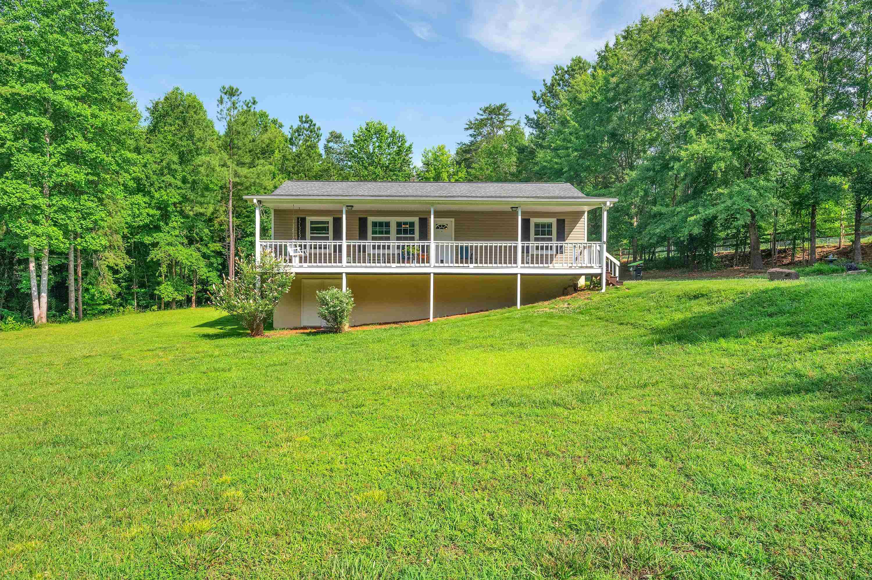 1095 E Prince Road Property Photo 1