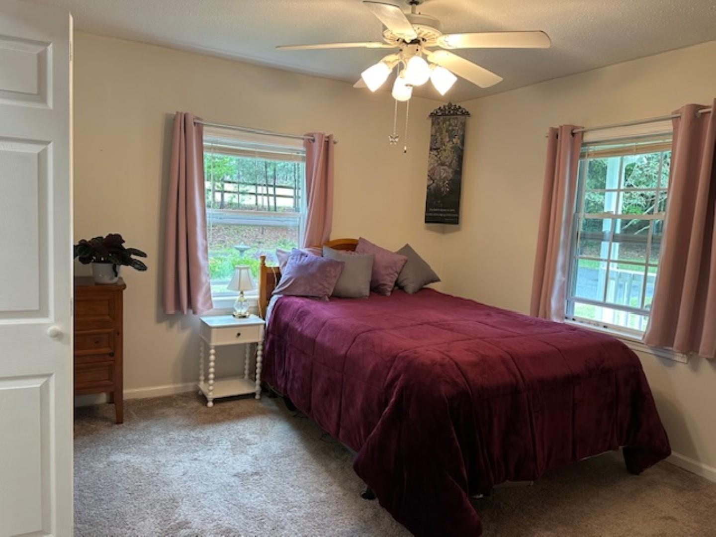 1095 E Prince Road Property Photo 8