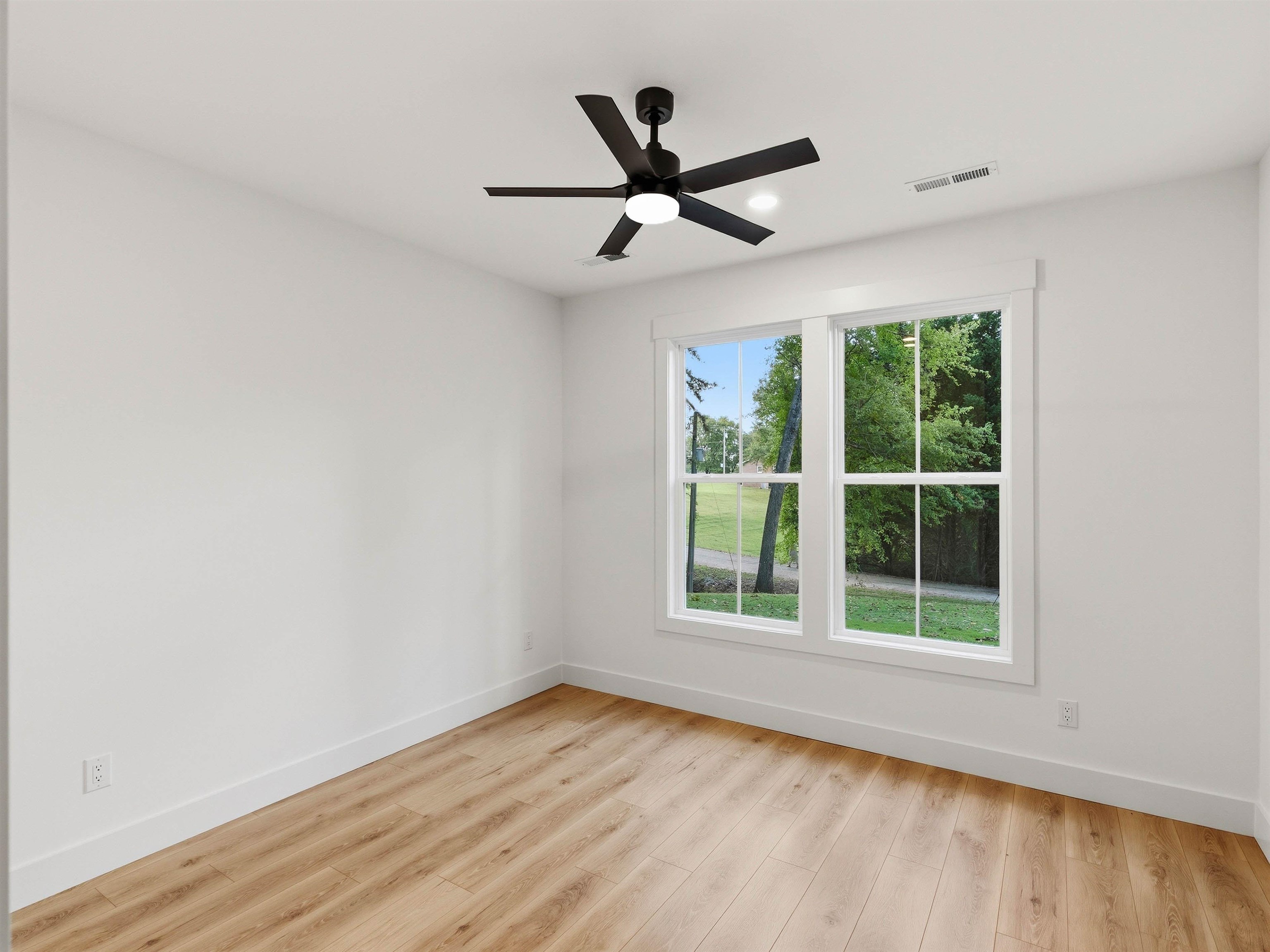 110 Preston Way Property Photo 40