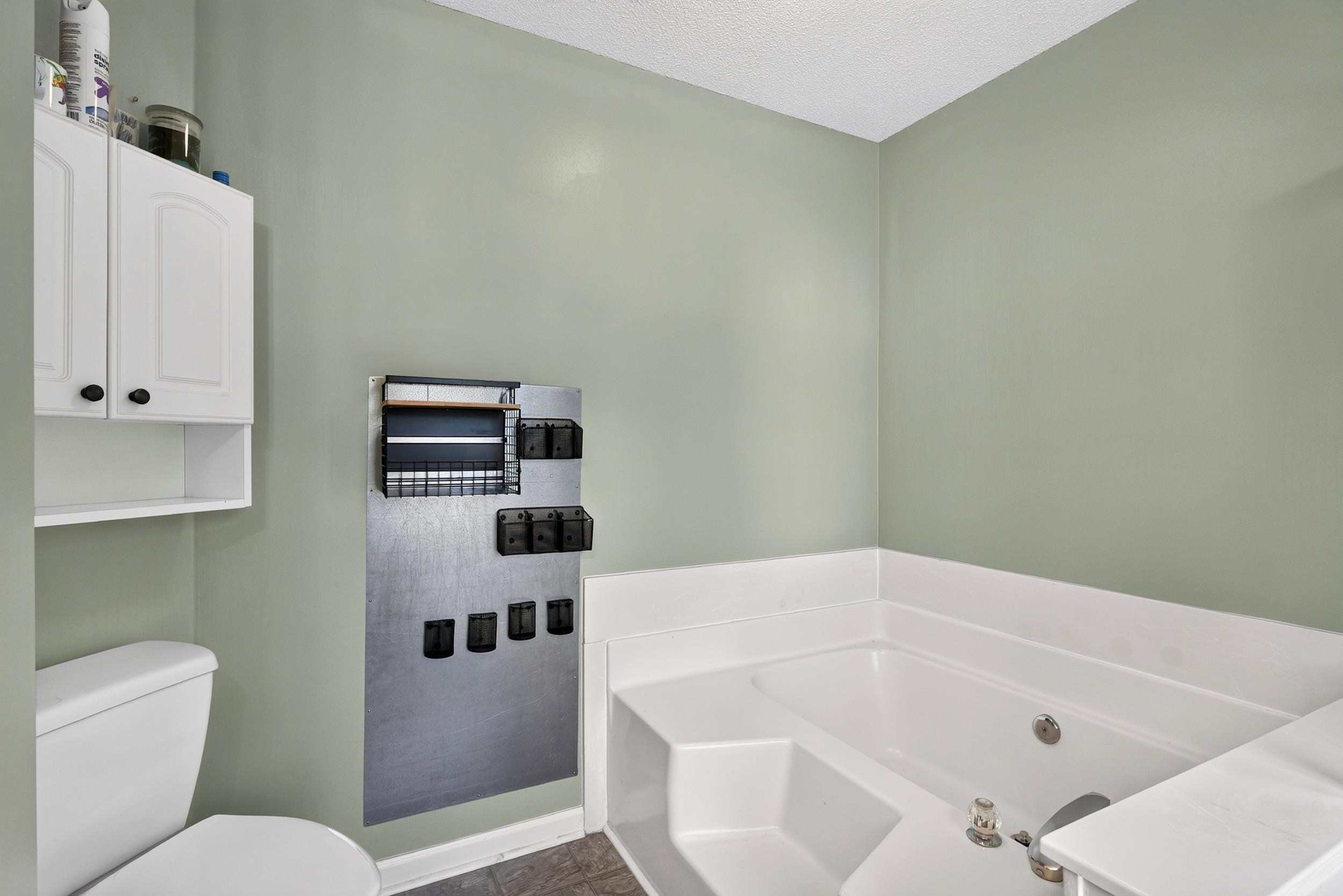 406 Rosehaven Way Property Photo 27