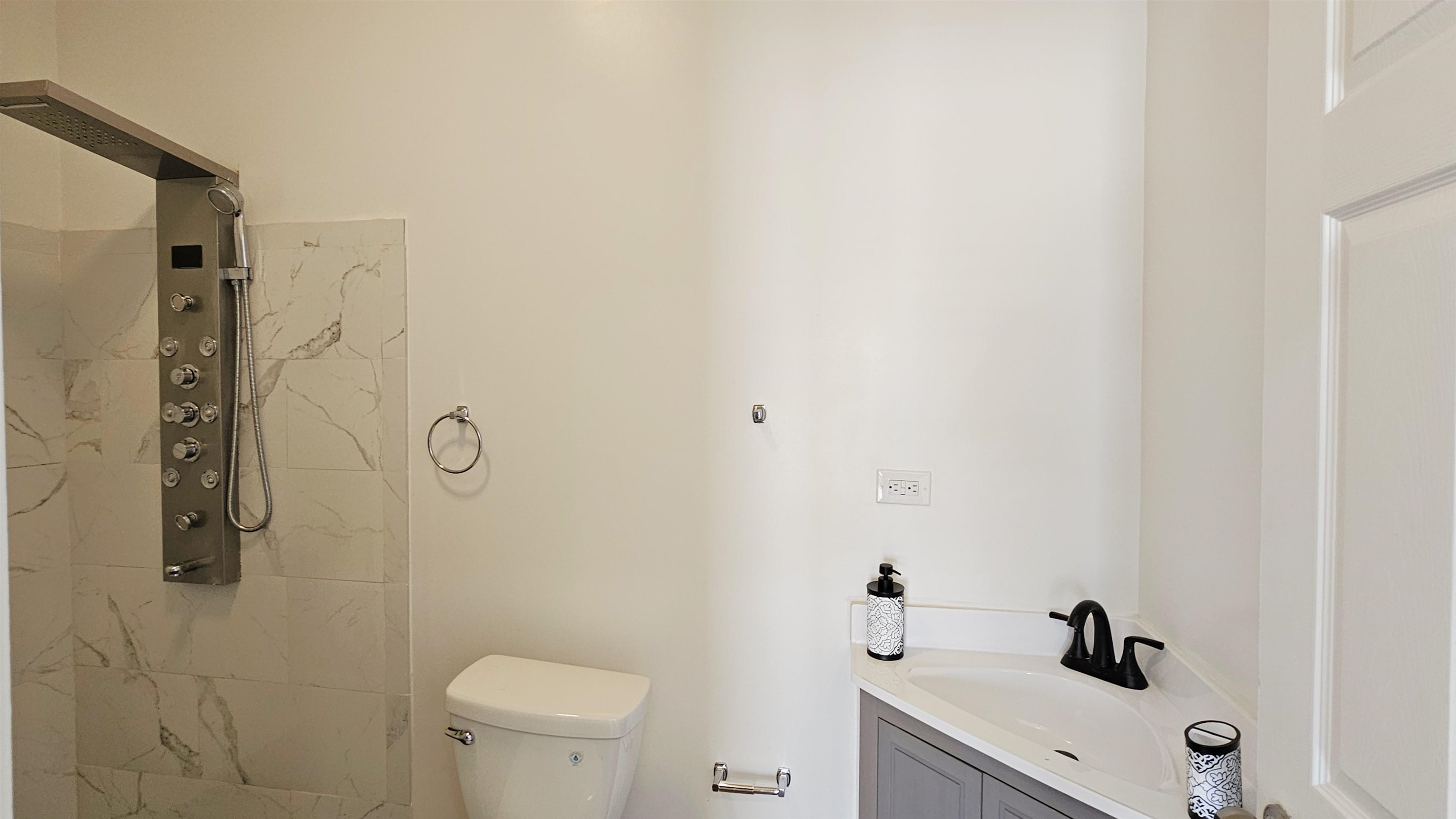 150 Cromer Street Property Photo 26