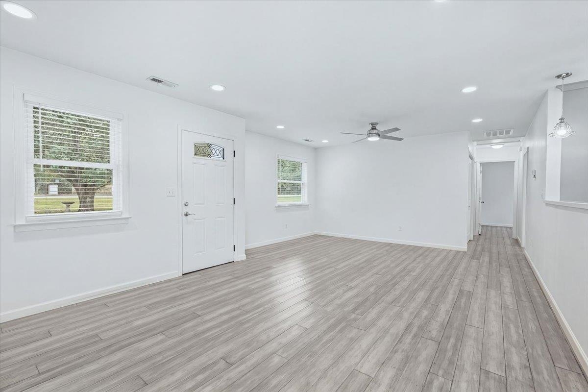 7 Belvue School Road Property Photo 5