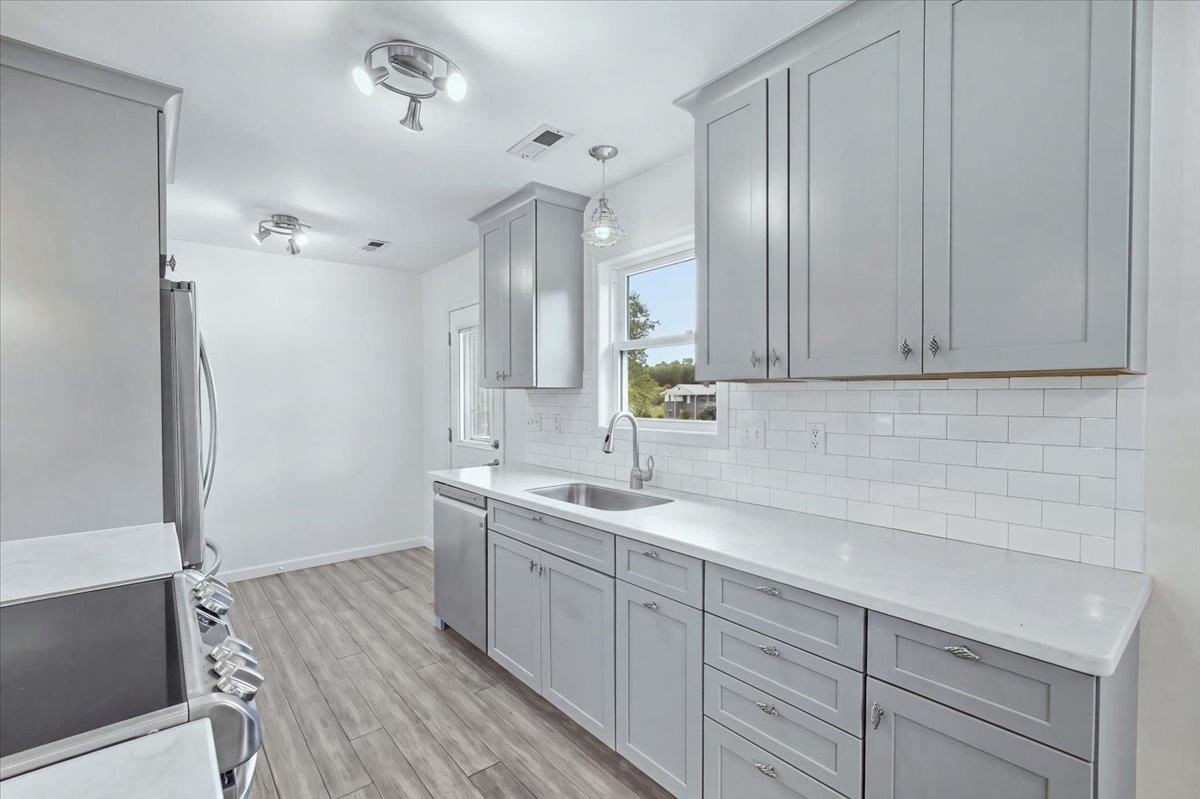 7 Belvue School Road Property Photo 11