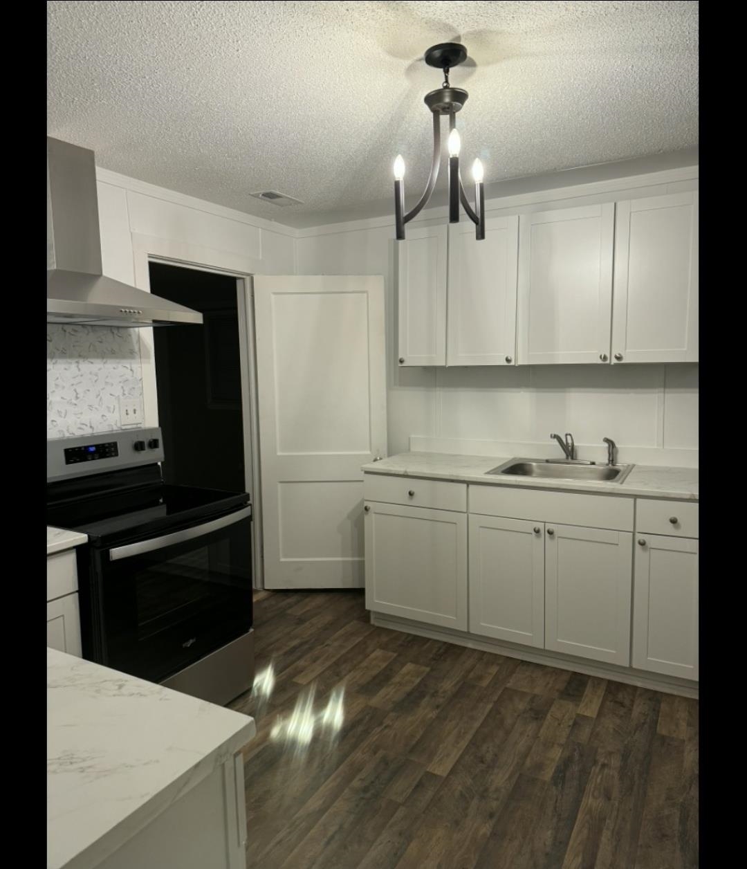 326 Hetty Hill Street Property Photo 3