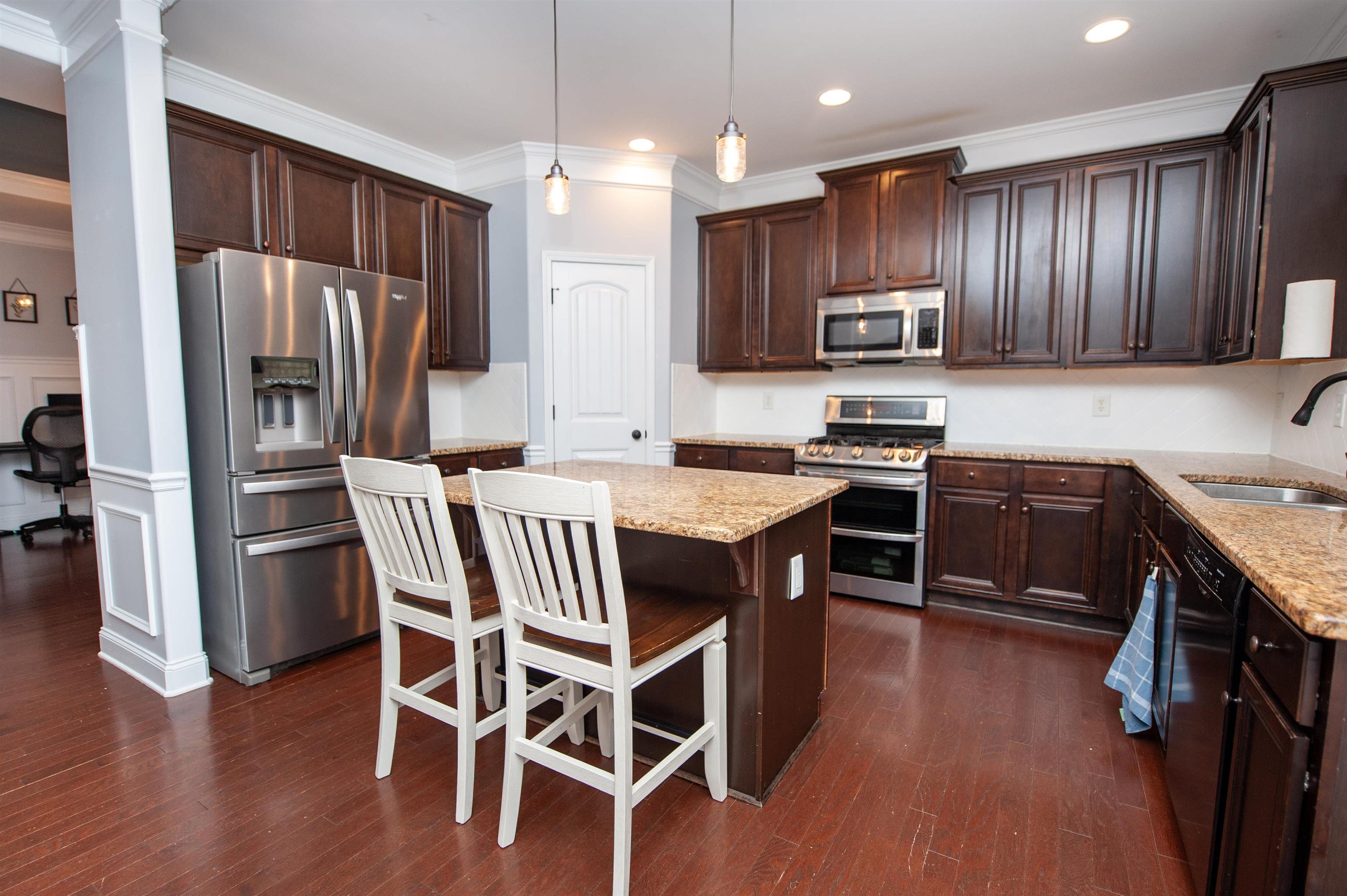 109 Sabin Court Property Photo 6