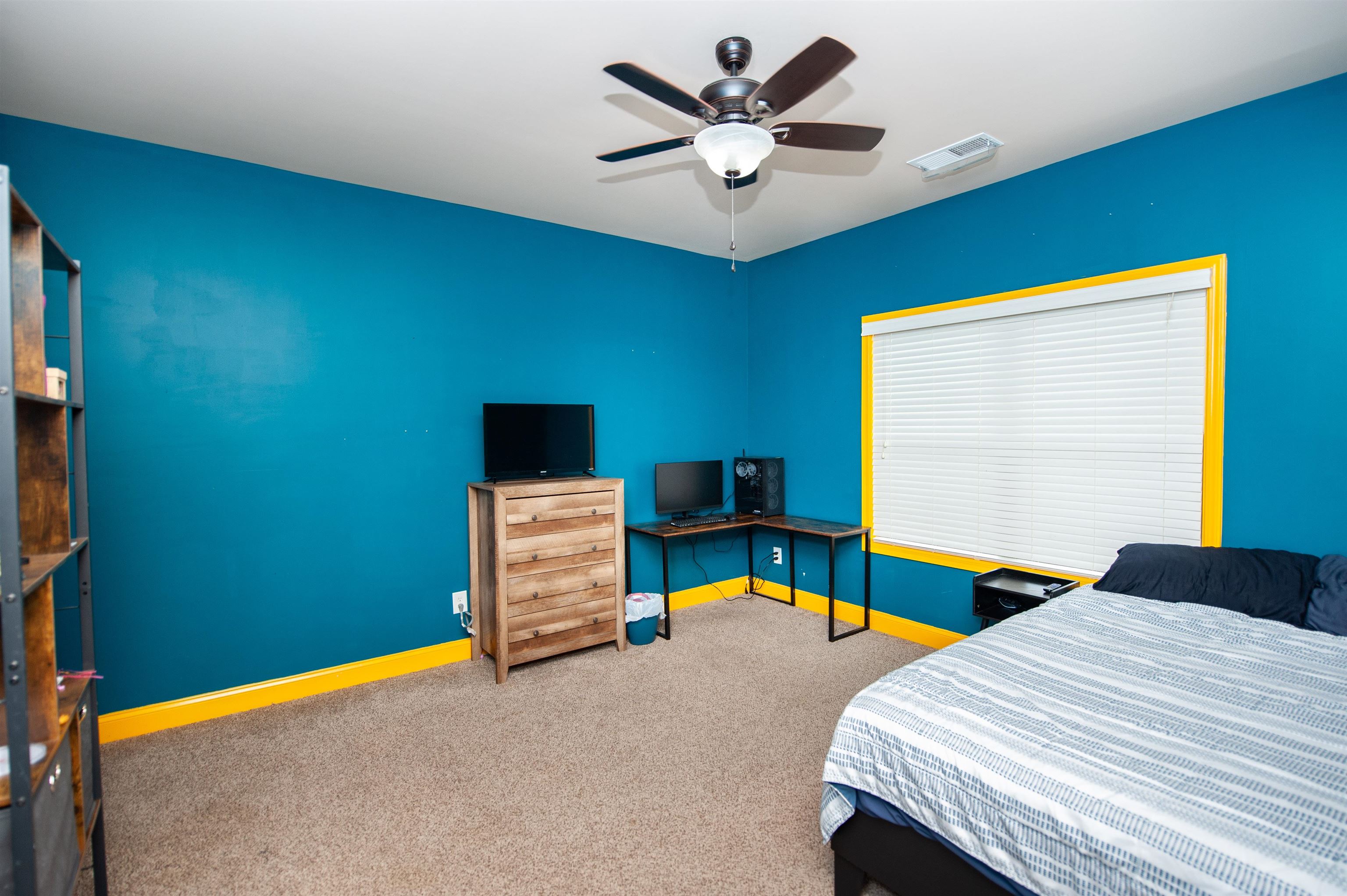 109 Sabin Court Property Photo 21