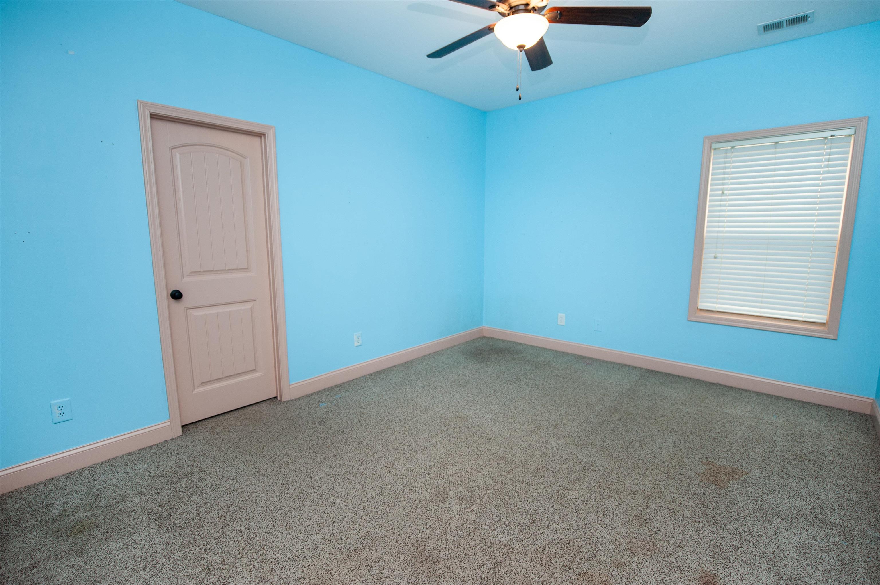 109 Sabin Court Property Photo 25