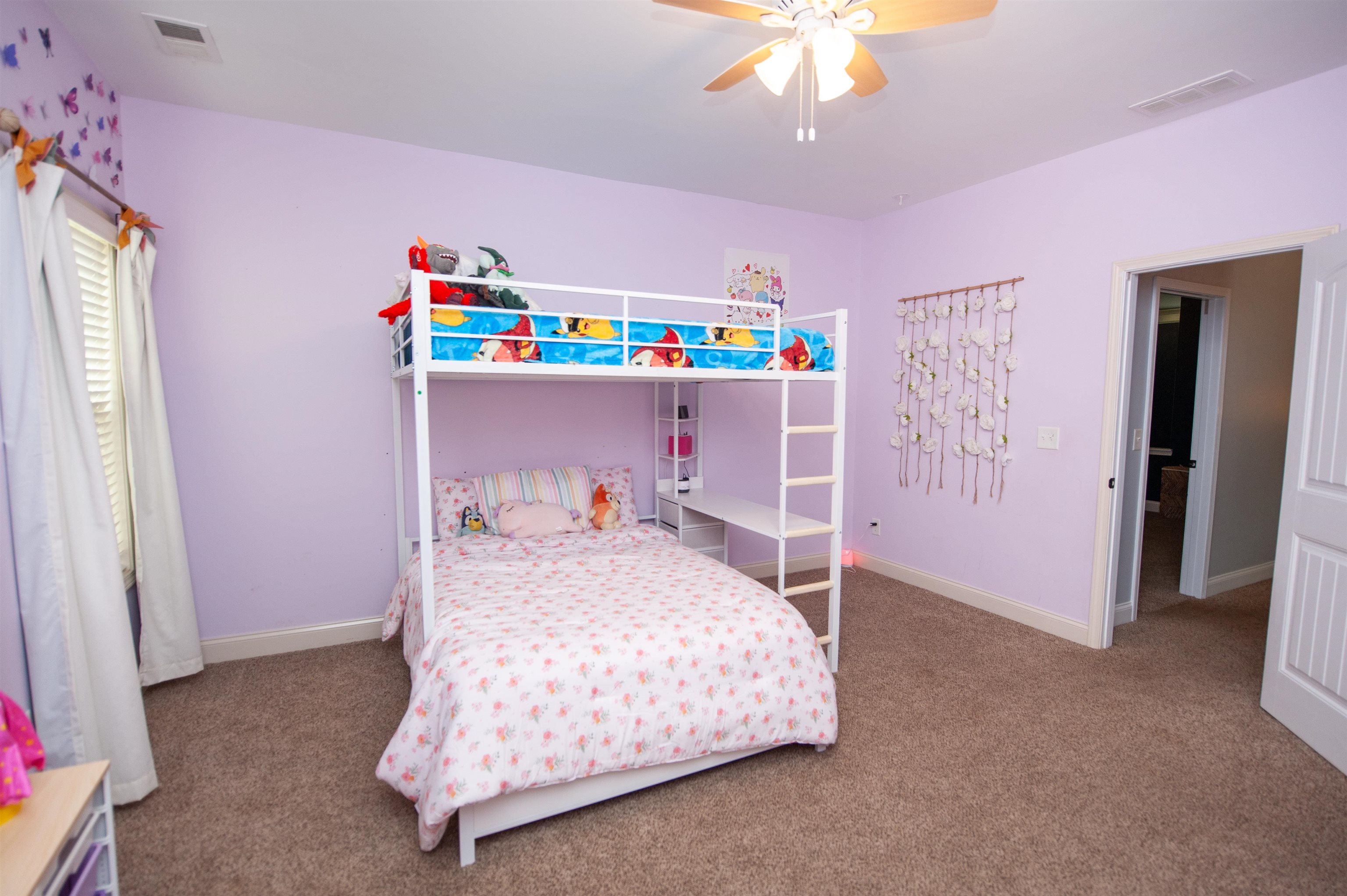 109 Sabin Court Property Photo 28