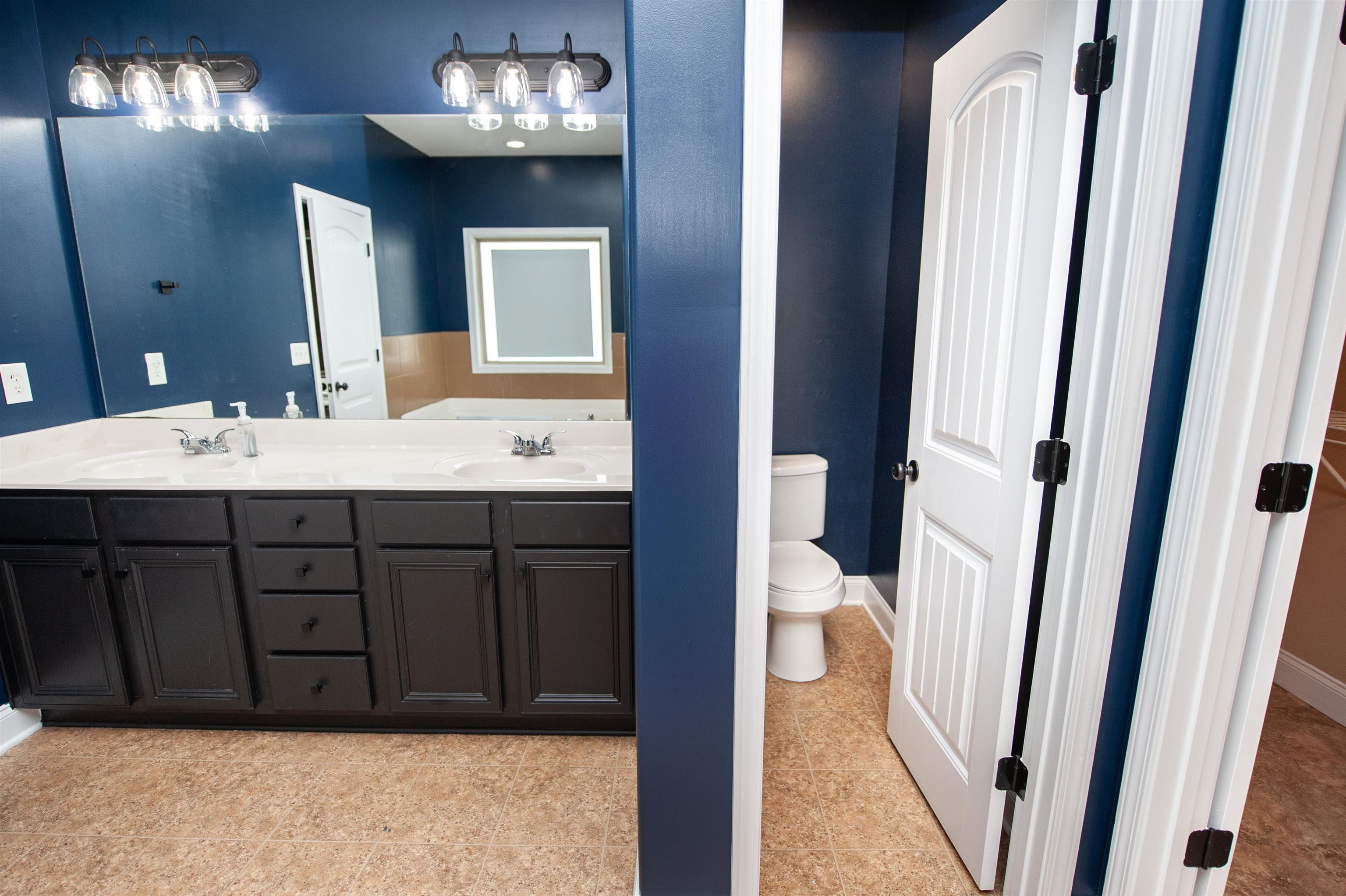 109 Sabin Court Property Photo 33
