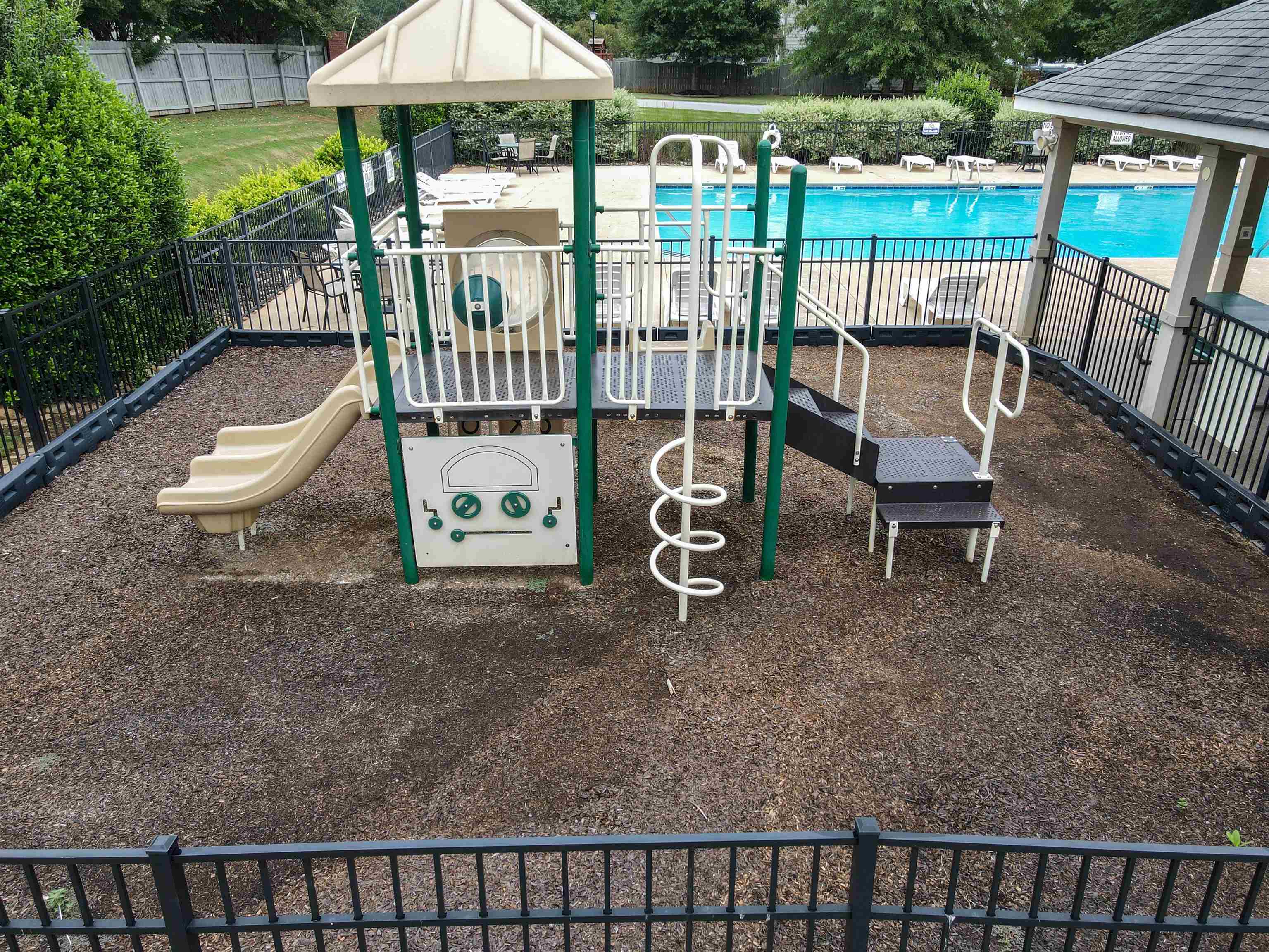 109 Sabin Court Property Photo 41