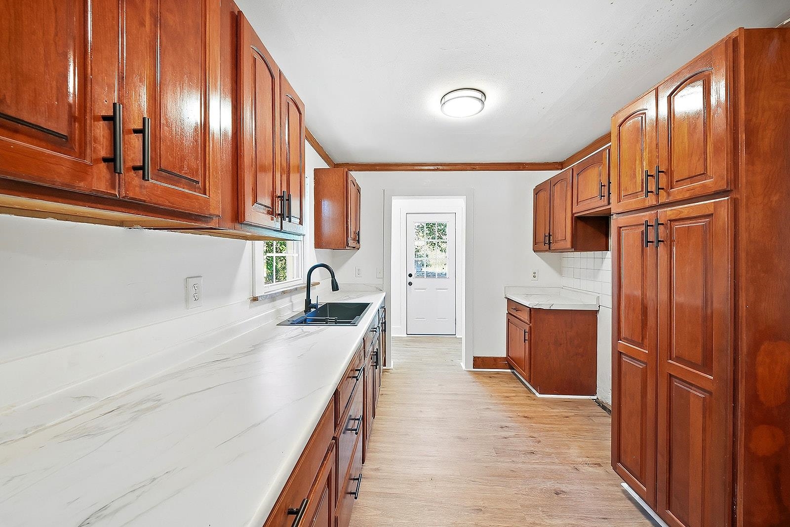 652 & 650 Union Highway Property Photo 13