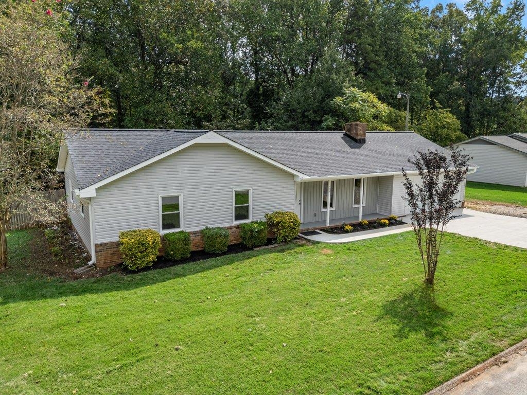 139 Willowood Drive Property Photo 4