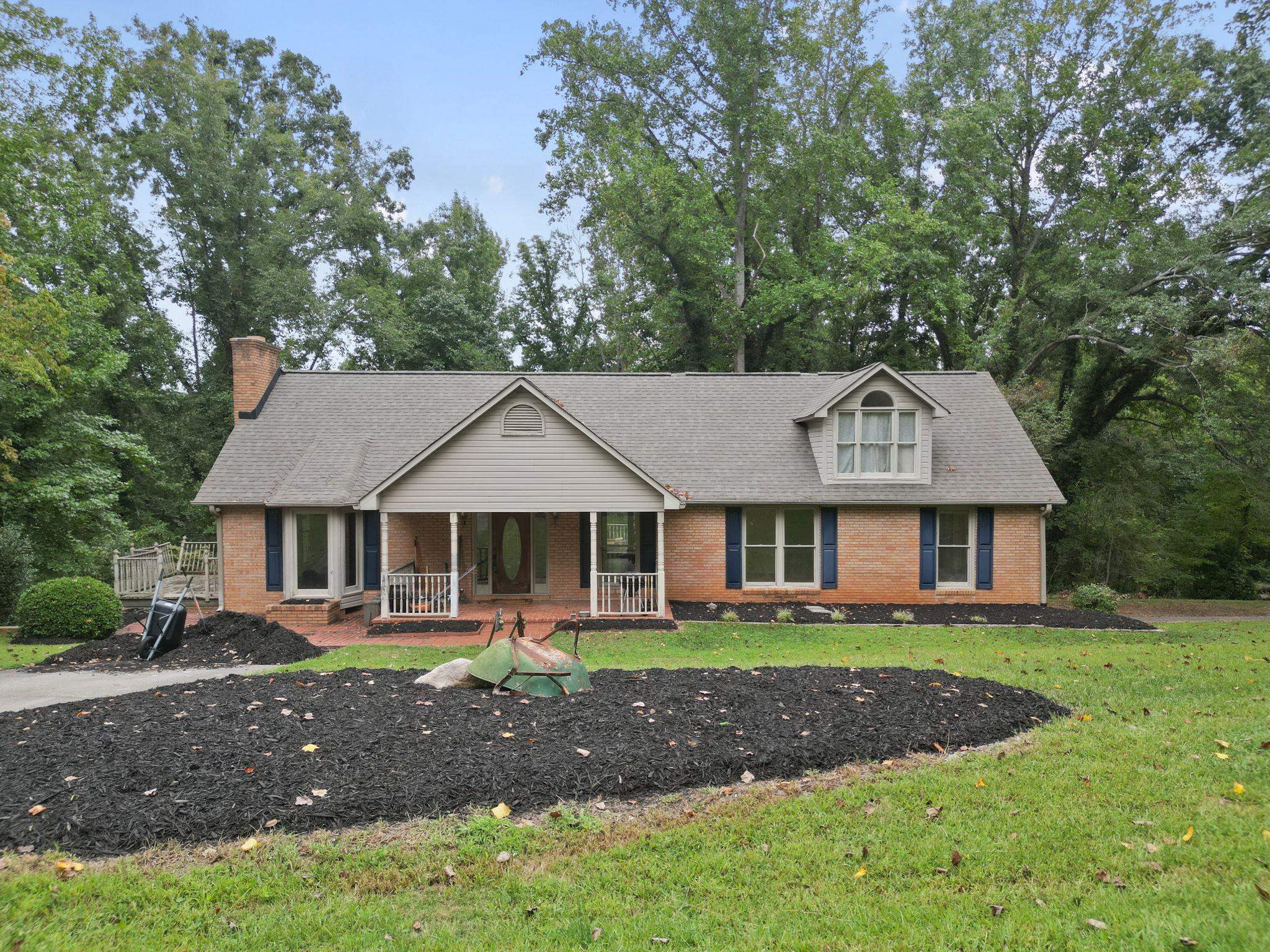 133 Pinetree Lane Property Photo 1