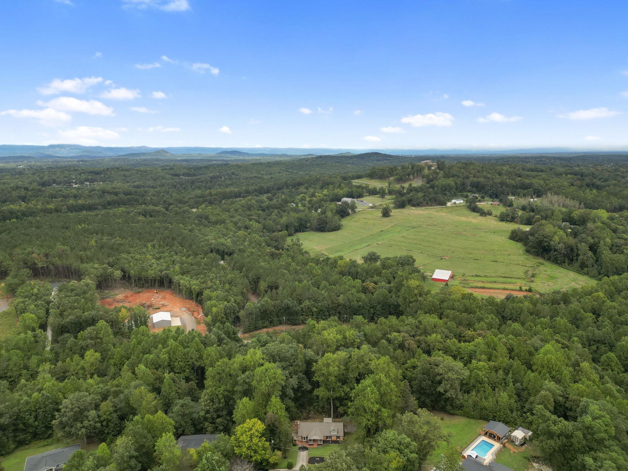 133 Pinetree Lane Property Photo 12