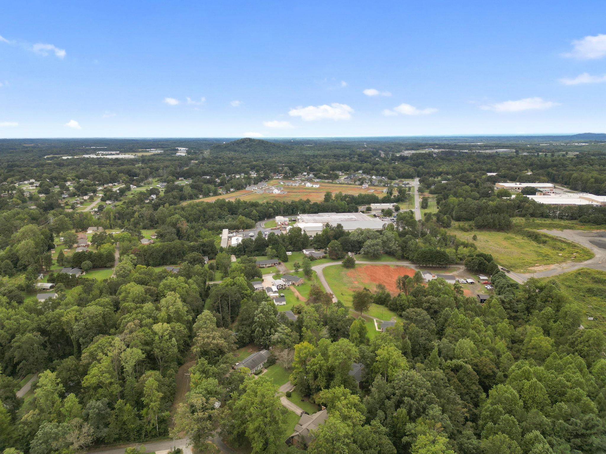 133 Pinetree Lane Property Photo 13