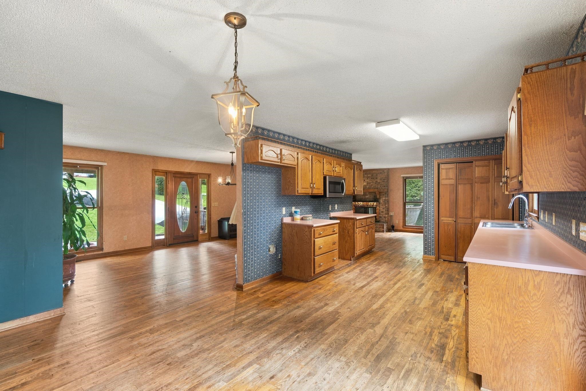 133 Pinetree Lane Property Photo 20