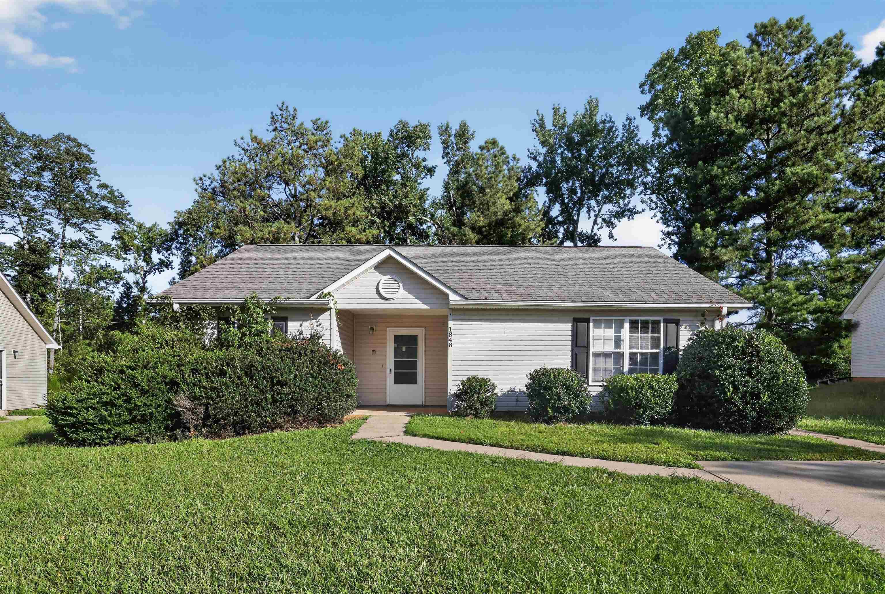 1848 Tamara Way Property Photo 1