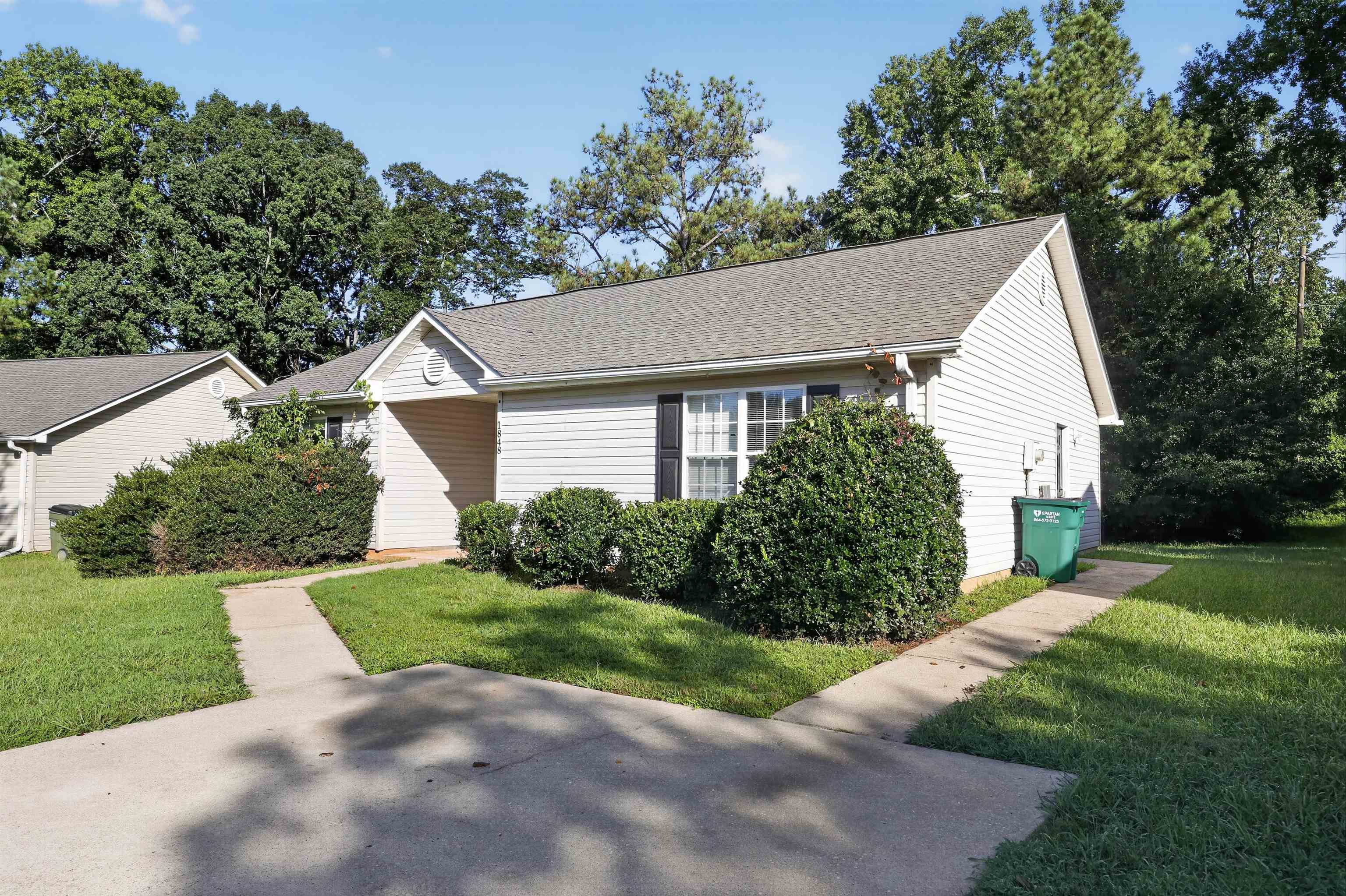 1848 Tamara Way Property Photo 2