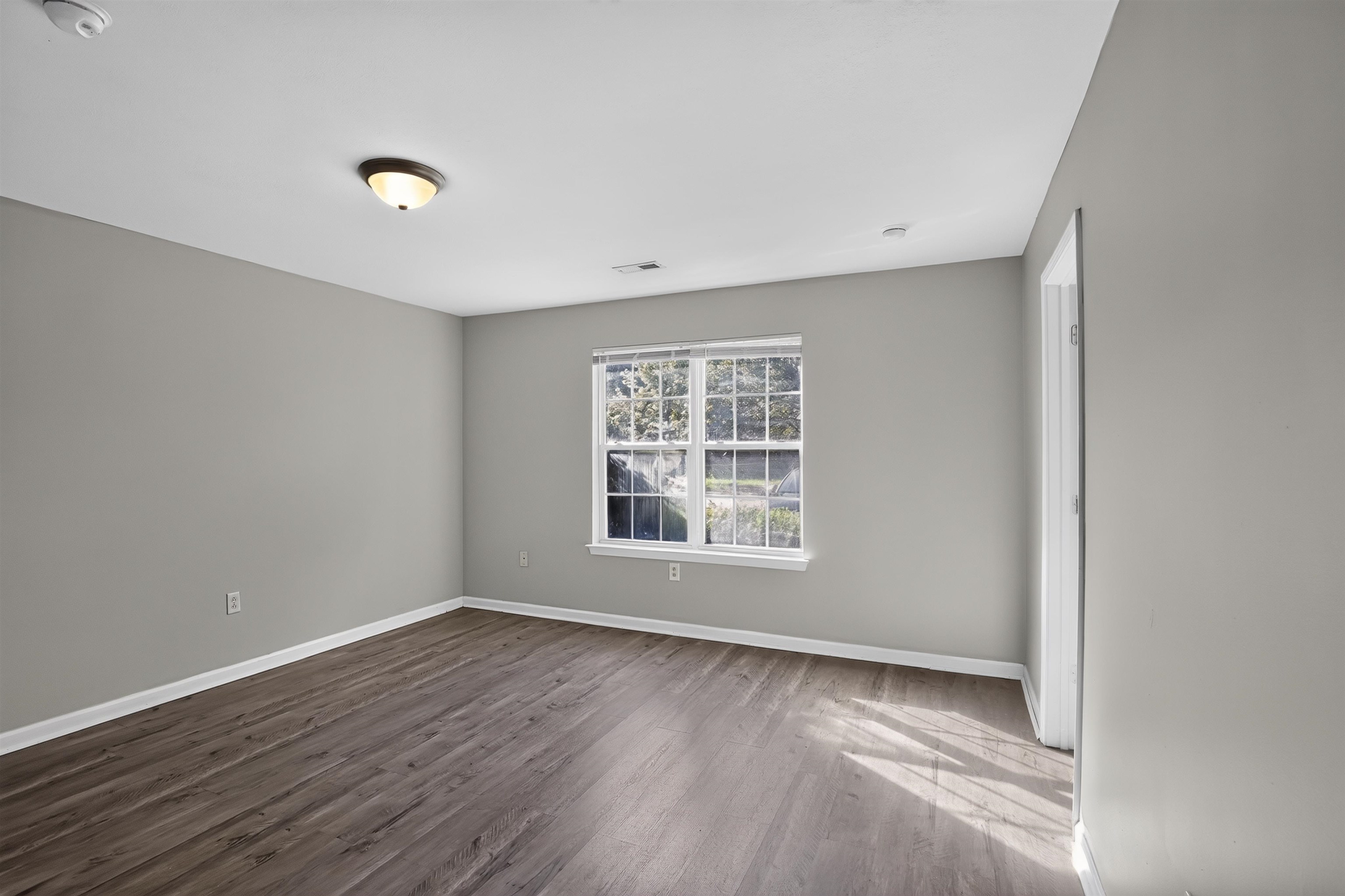 1848 Tamara Way Property Photo 13