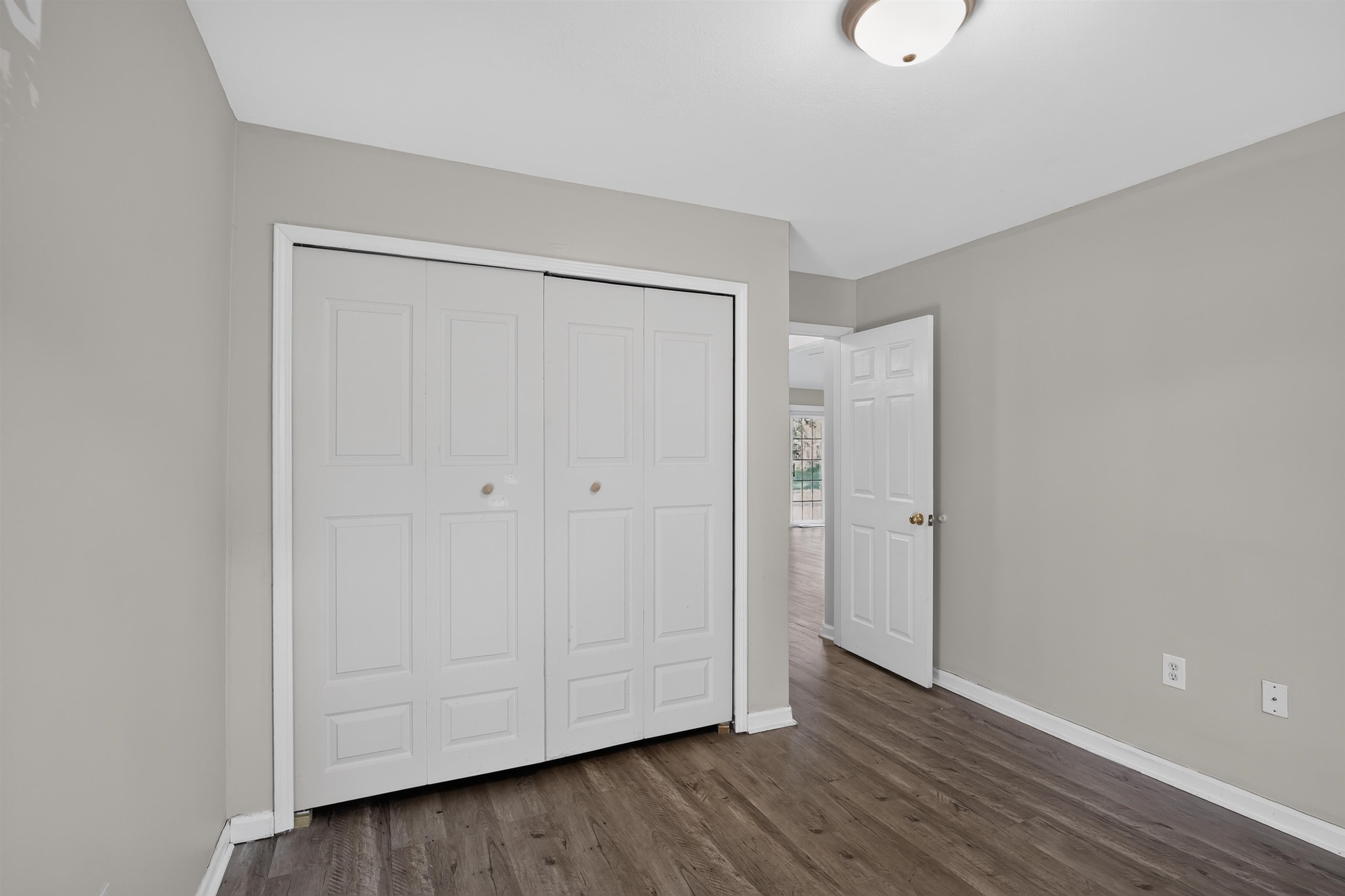 1848 Tamara Way Property Photo 17