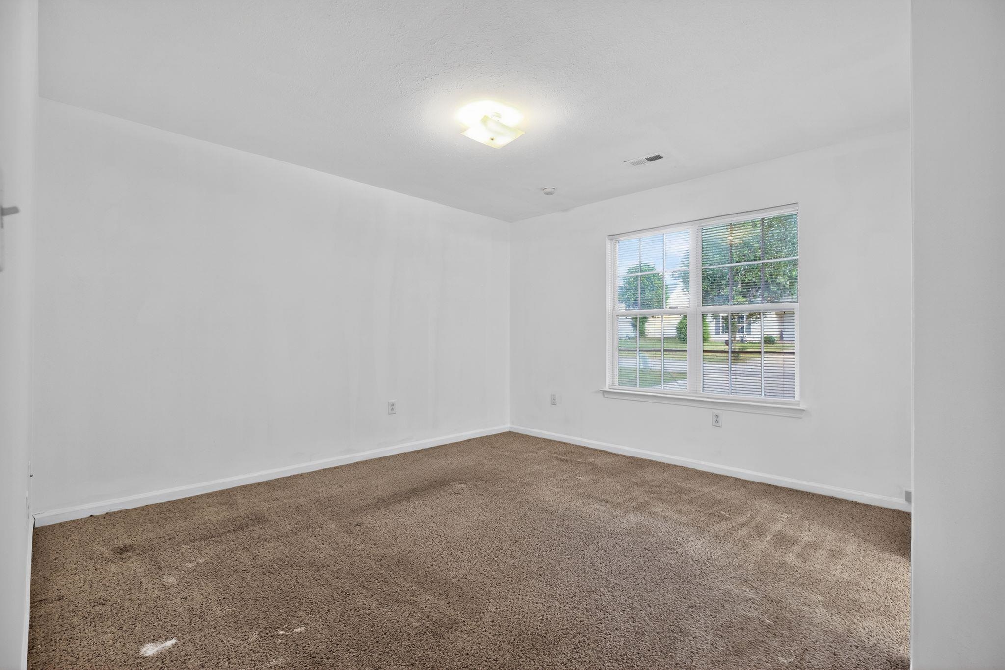 526 Lavendula Street Property Photo 13