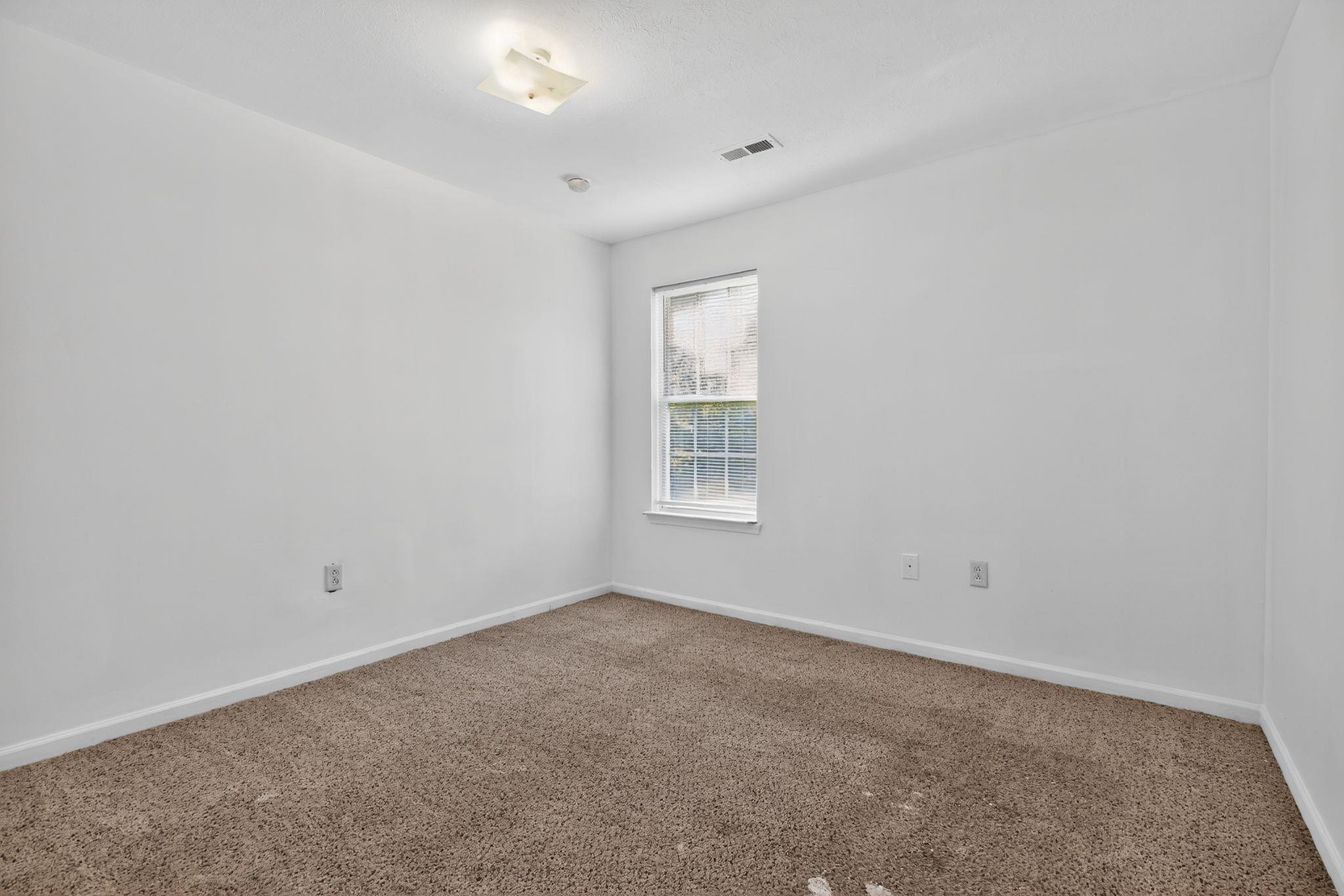 526 Lavendula Street Property Photo 16