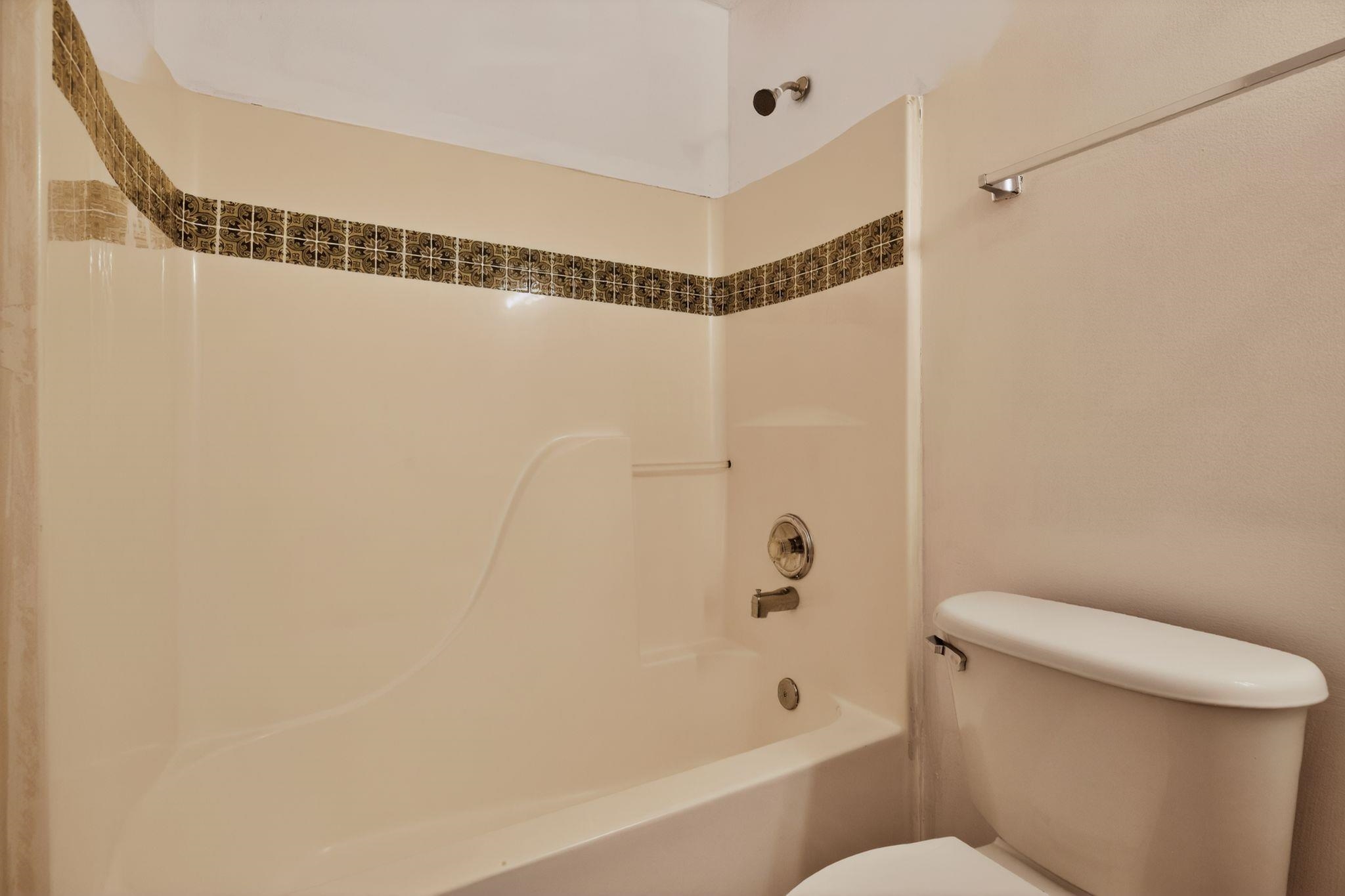 526 Lavendula Street Property Photo 22