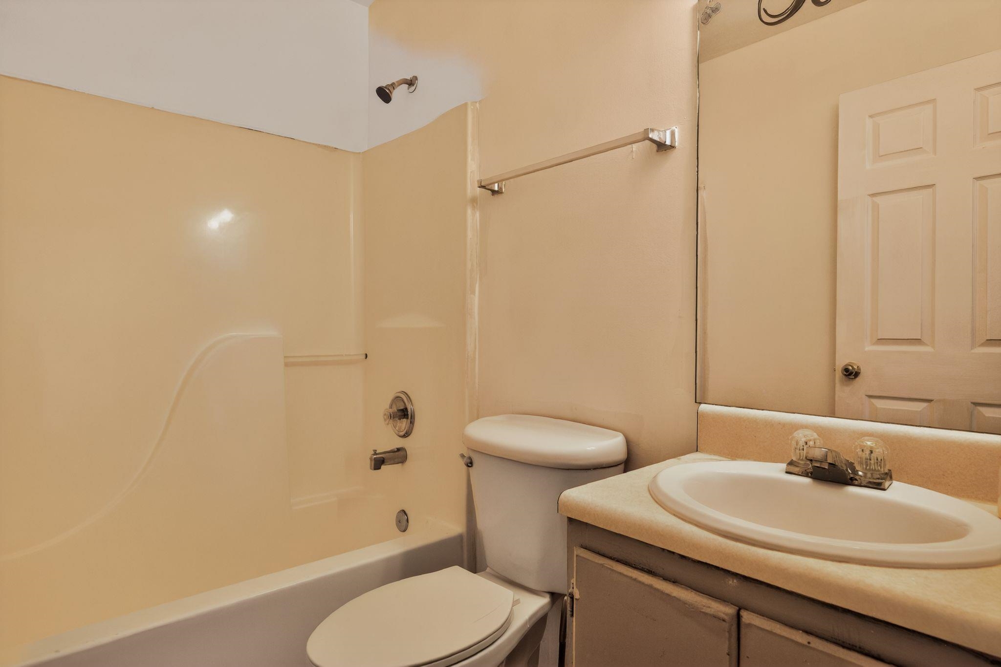 526 Lavendula Street Property Photo 25