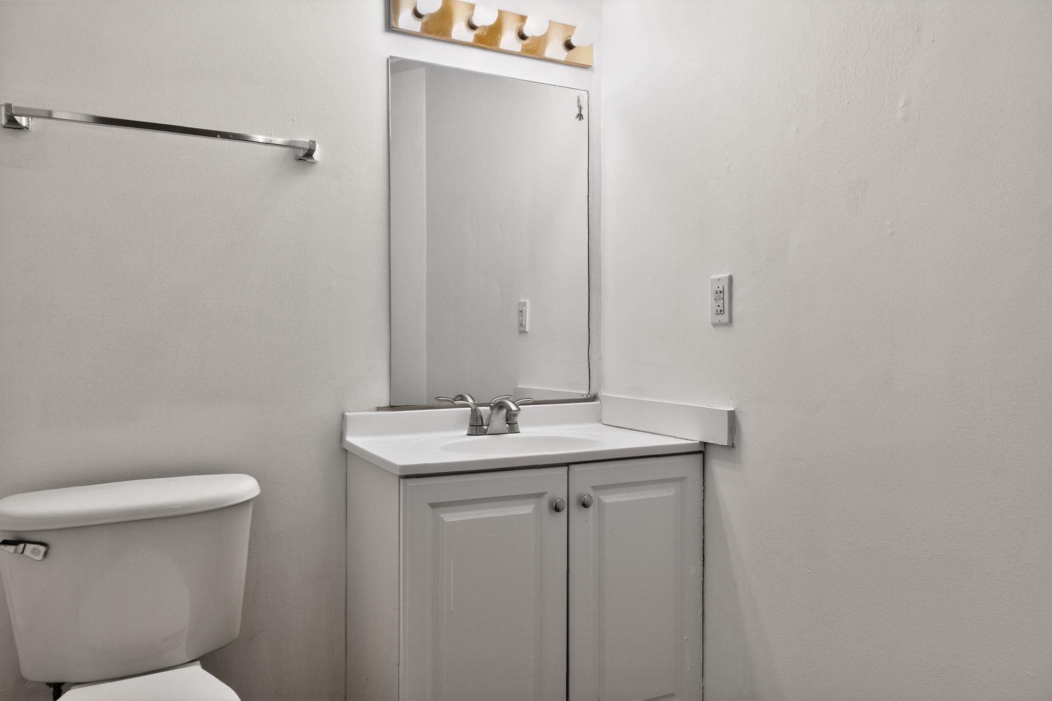526 Lavendula Street Property Photo 26