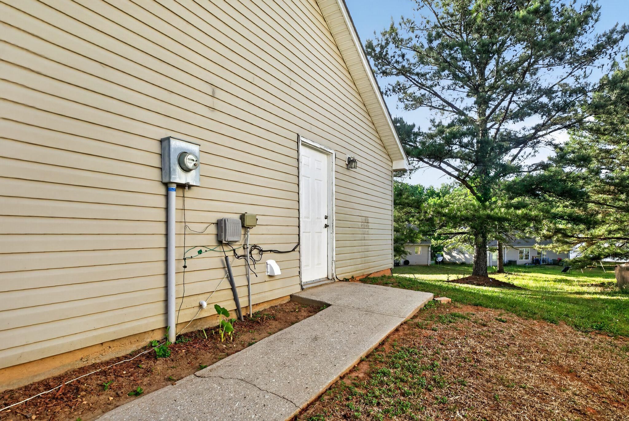 526 Lavendula Street Property Photo 30