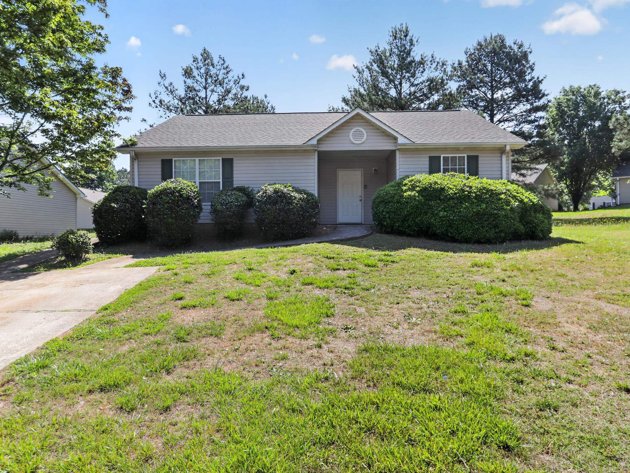 1875 Tamara Way Property Photo 1