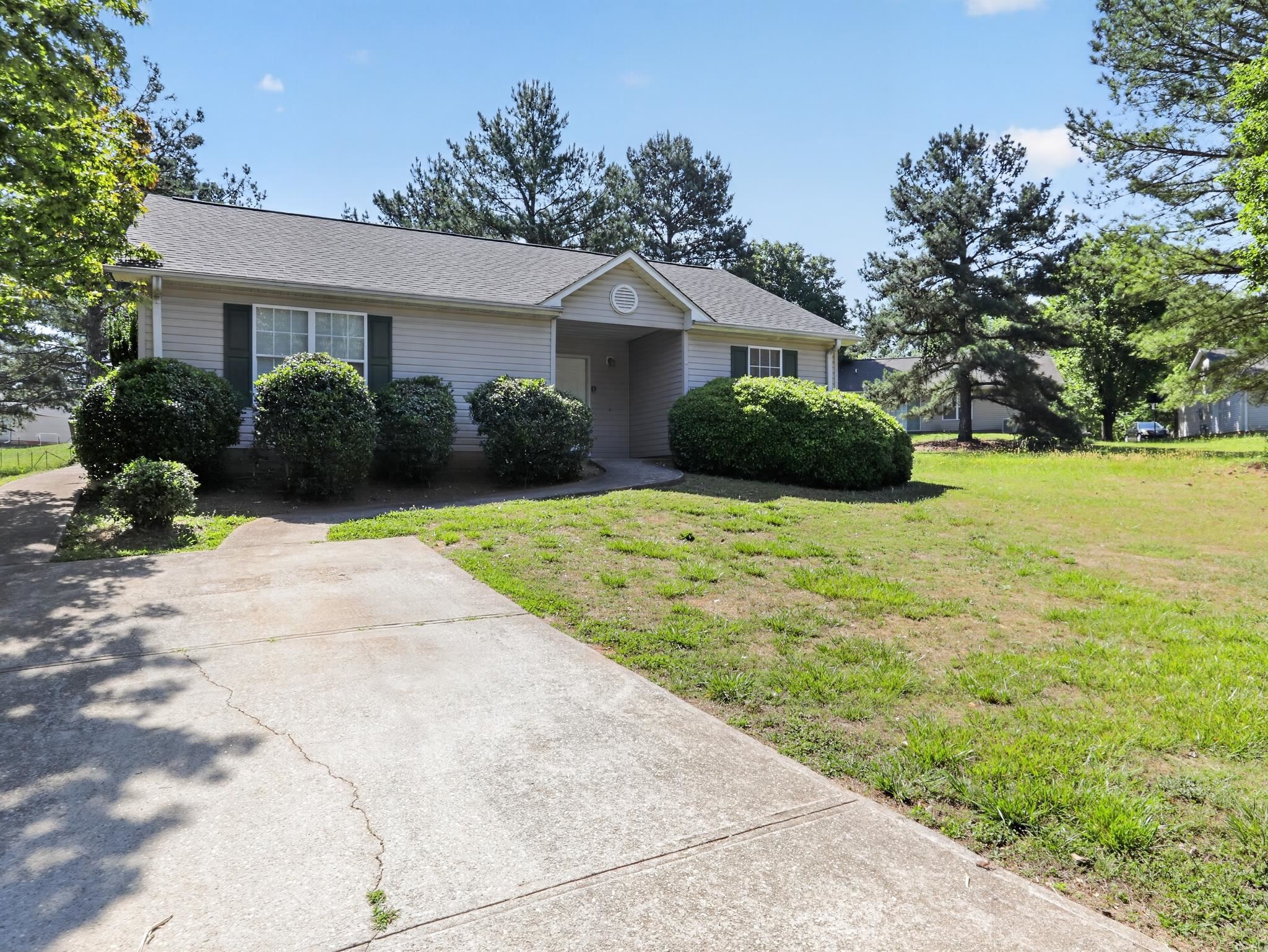 1875 Tamara Way Property Photo 2